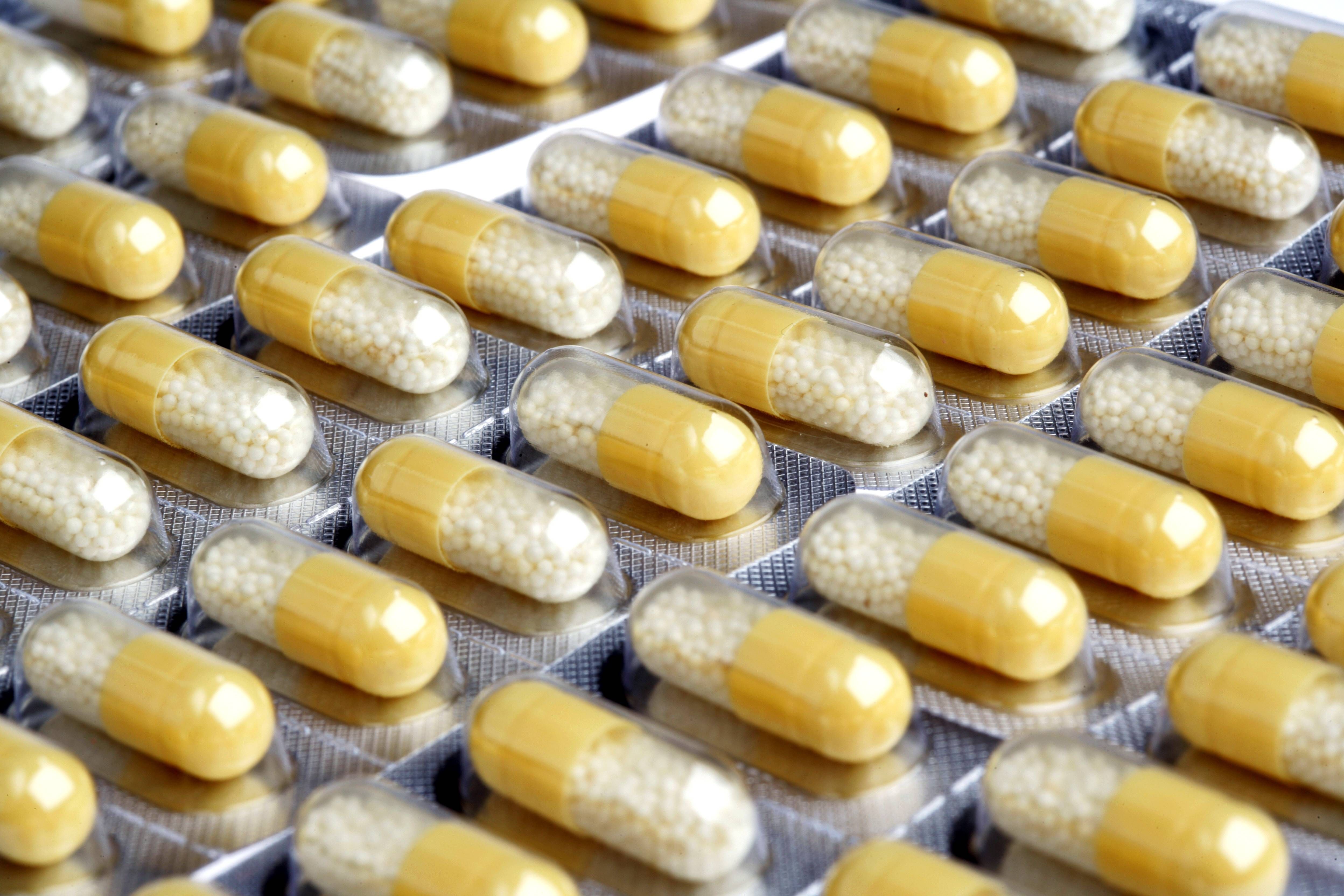 Vitaminpillen für Kinder - Verbraucherschützer warnen: „Teuer, nutzlos und gesundheitlich bedenklich“