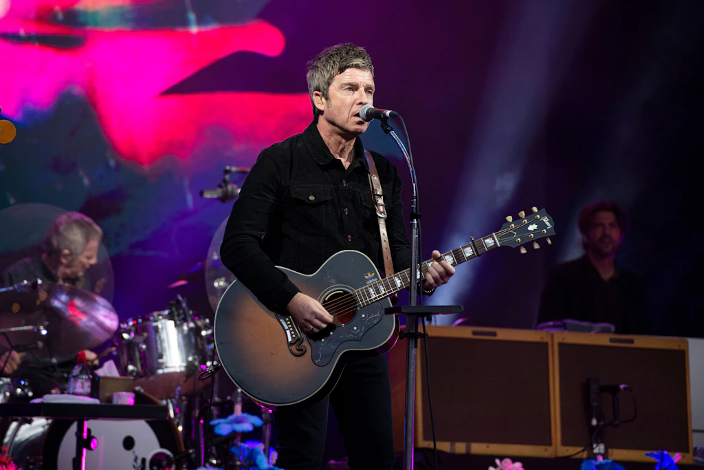 Noel Gallagher vergisst Liedtexte, braucht Teleprompter – welchen Stars geht es noch so?