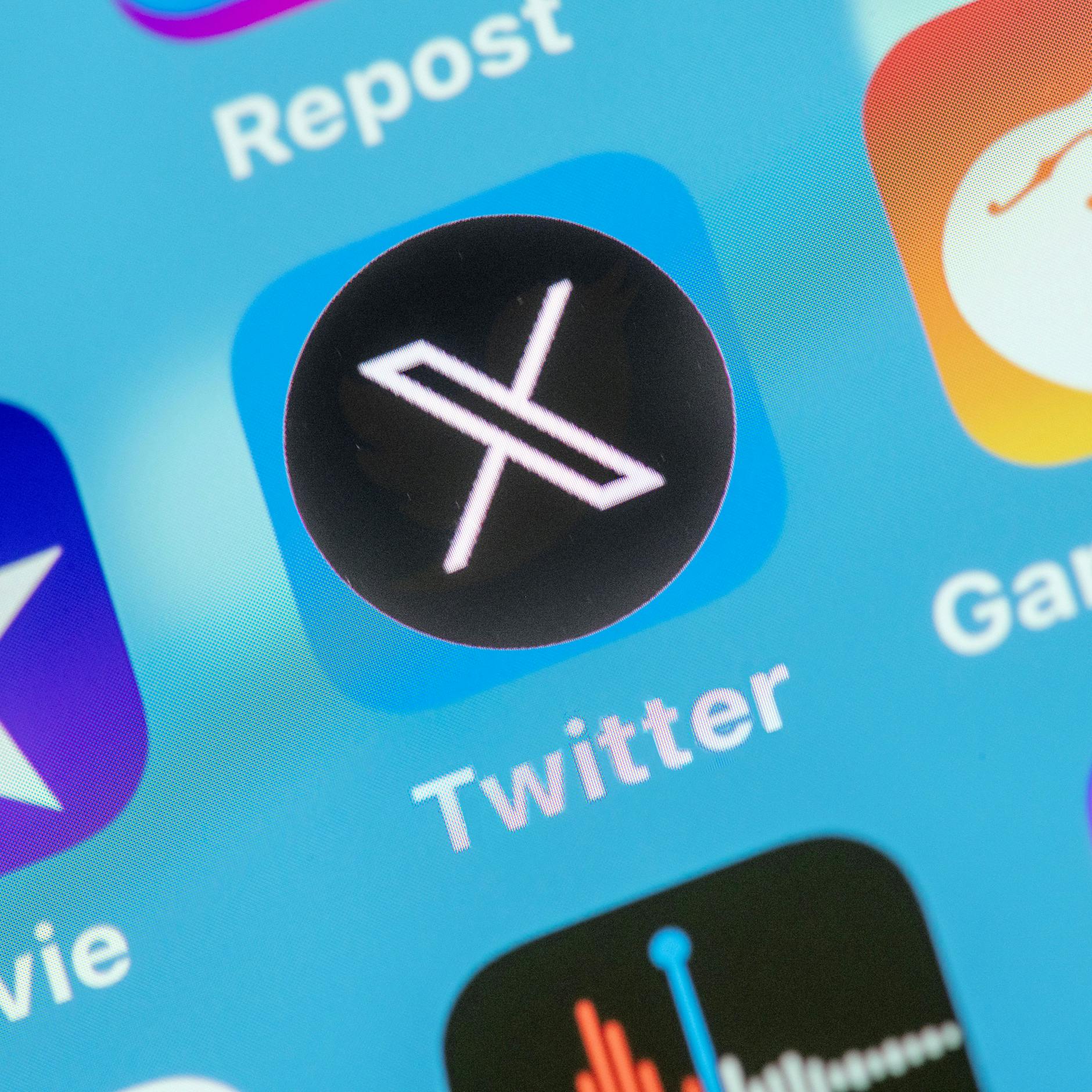 Elon Musk vertickt das Twitter-Hauptquartier: DAS kommt unter den Hammer