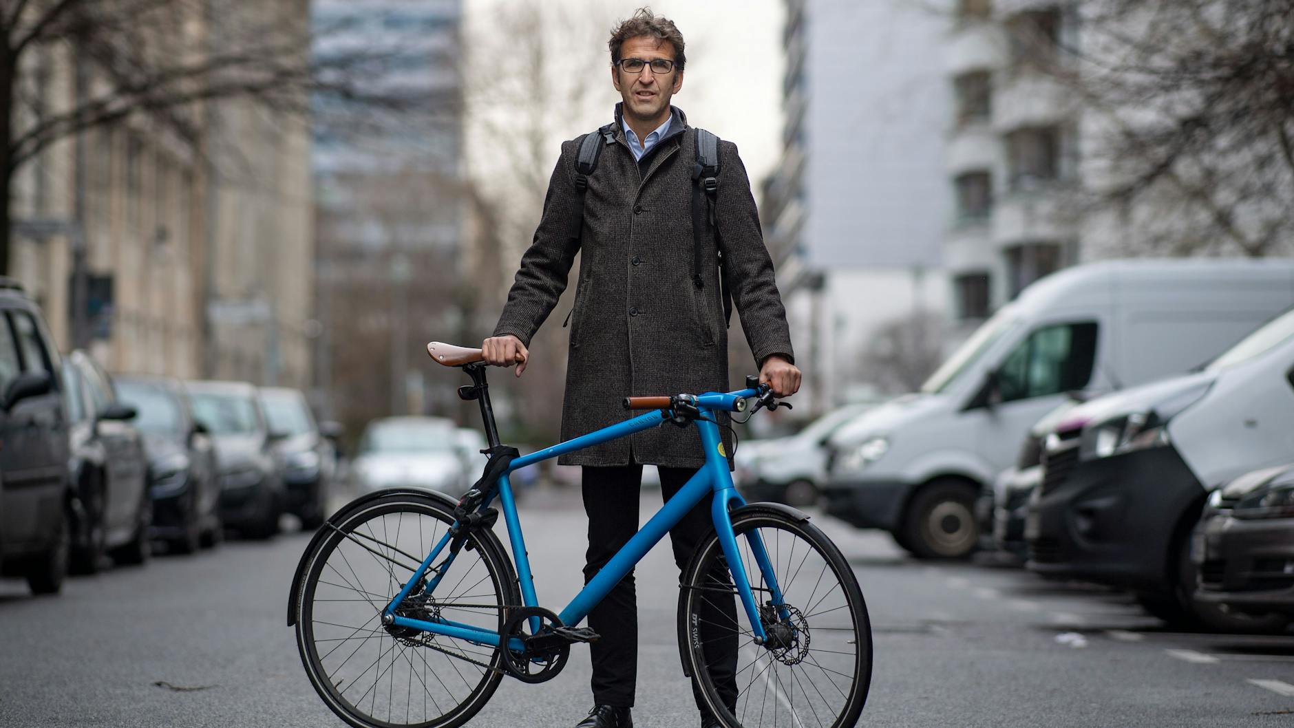Heinrich Strößenreuther mit Fahrrad, fotografiert im März 2019