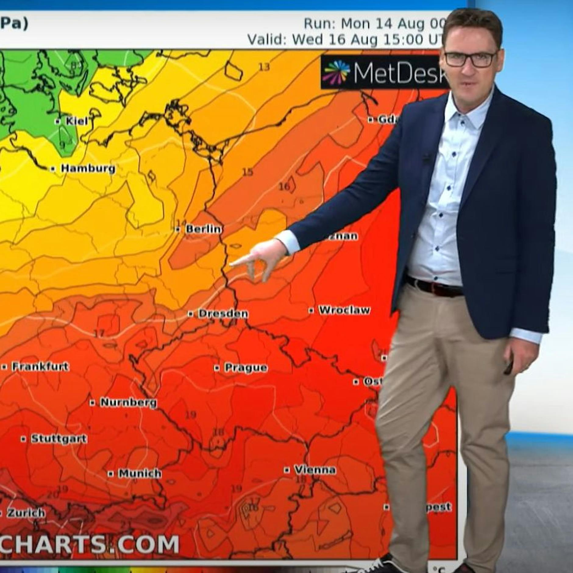 Alarmstufe Rot beim Wetter! Schwere Gewitter mit Starkregen im Anmarsch