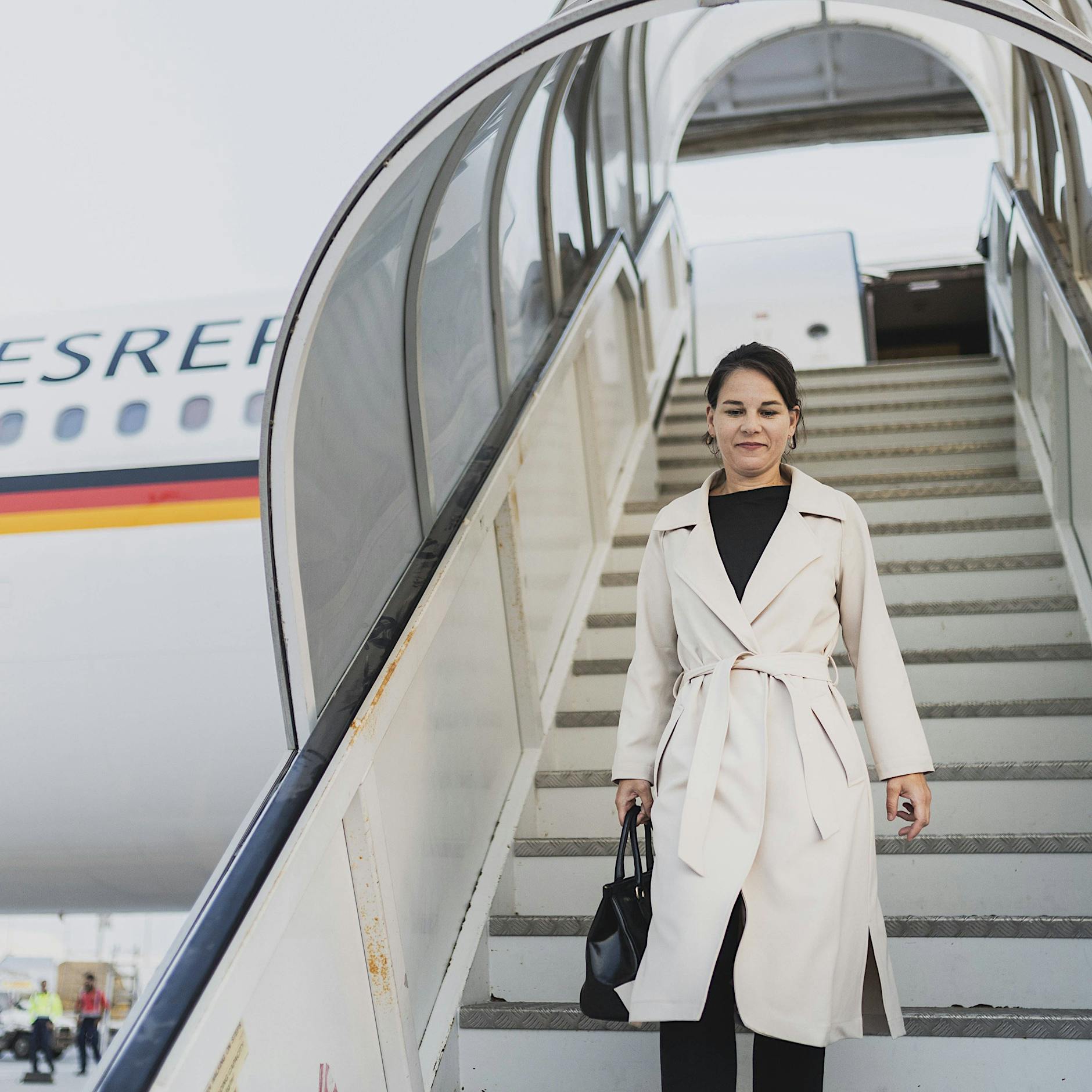 Annalena Baerbocks Regierungsflieger-Panne: Peinliche Schlagzeilen in ausländischen Medien