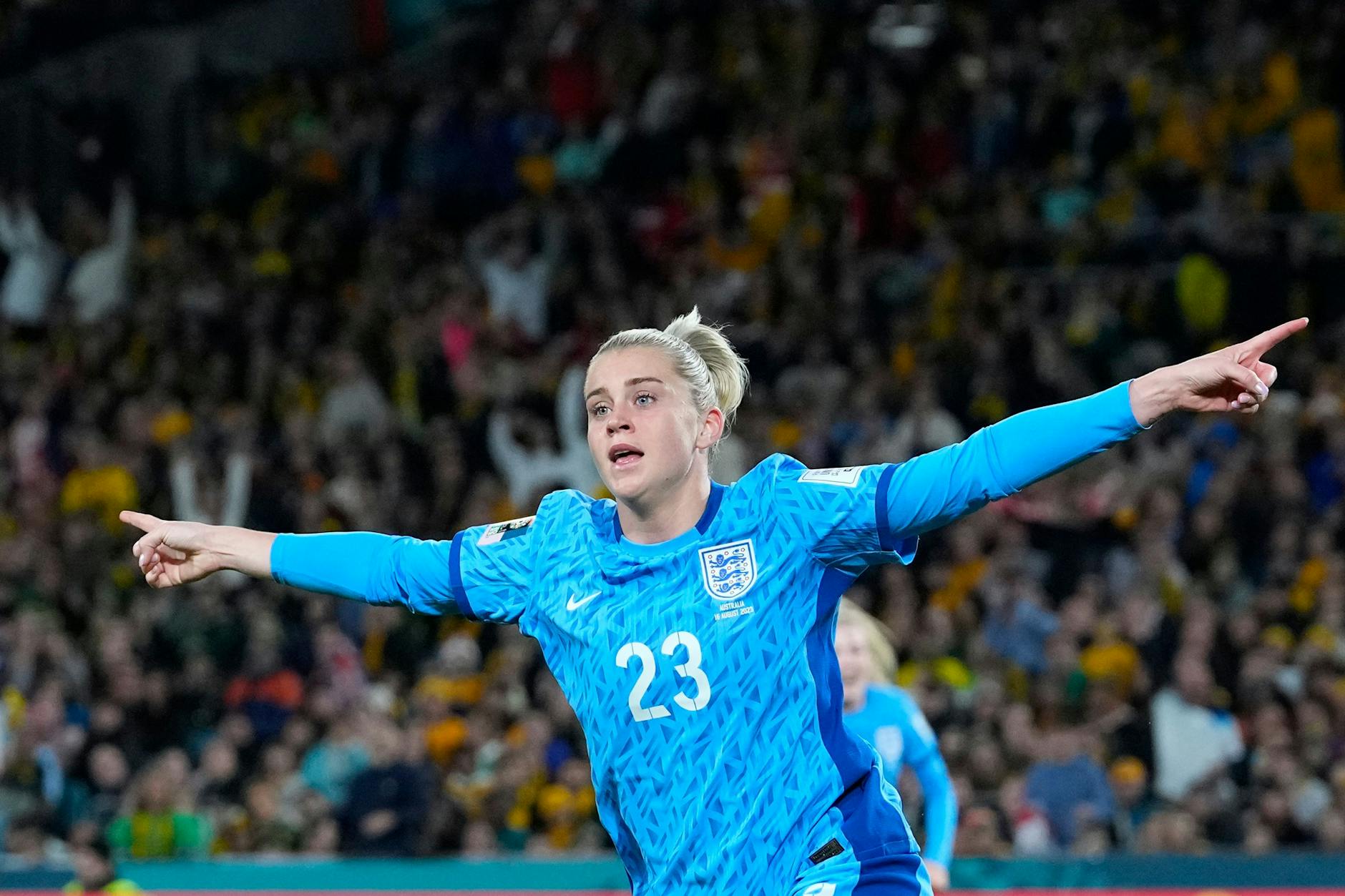 Alessia Russo aus England jubelte nach ihrem Treffer zum 3:1, der im Halbfinale gegen Australien den Endstand und Einzug in das WM-Finale bedeutete.