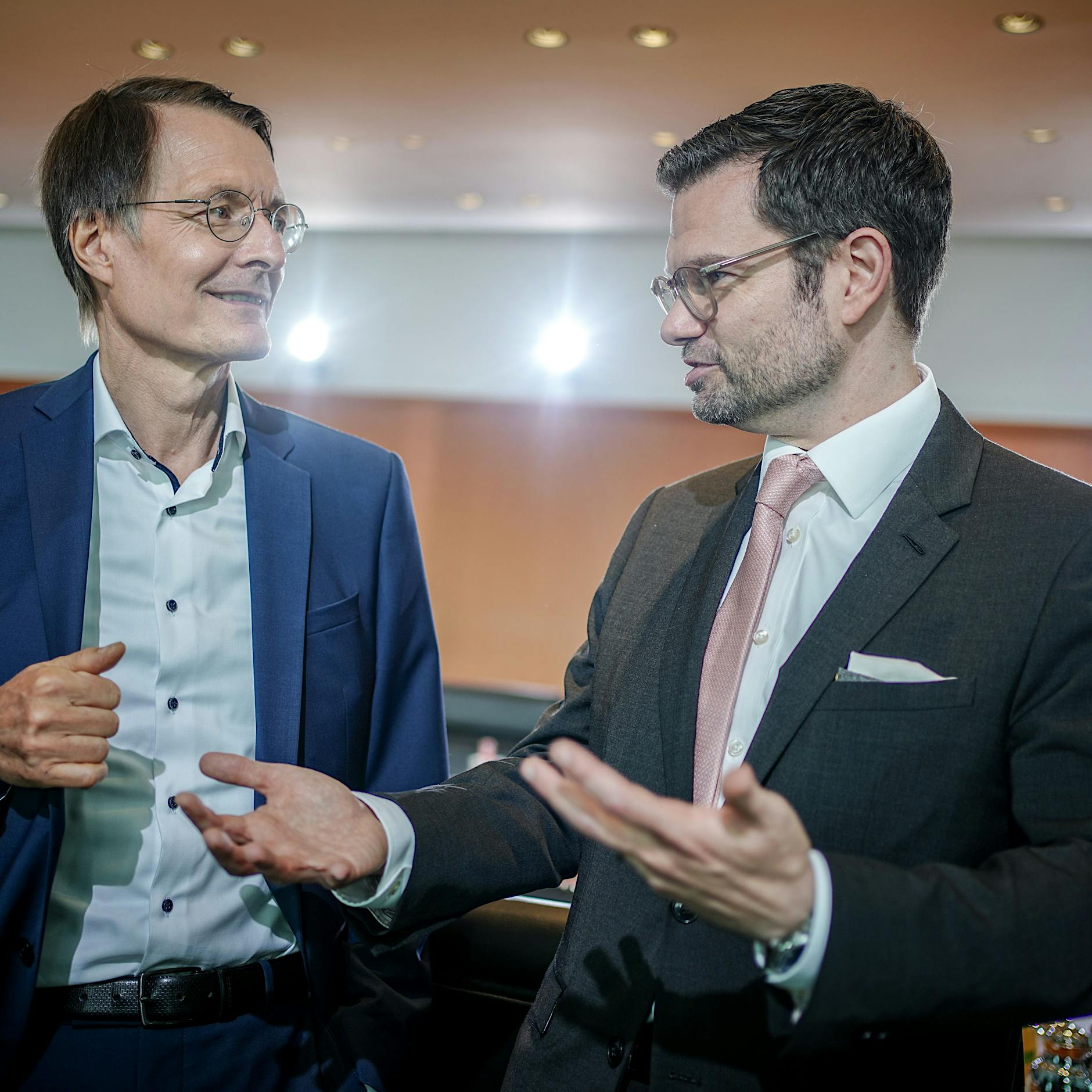 Lauterbach feiert Freigabe von Cannabis als Wende in der Drogenpolitik