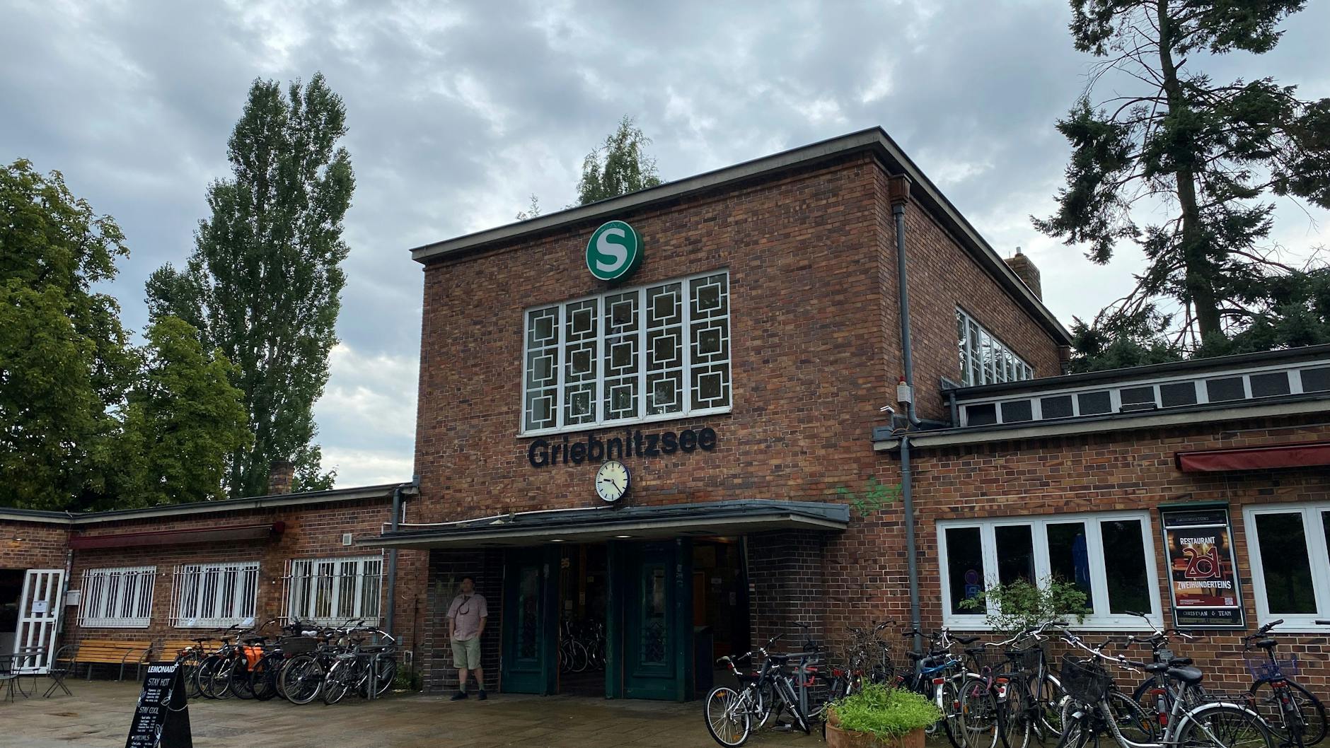 Der Bahnhof Griebnitzsee zwischen Berlin und Potsdam