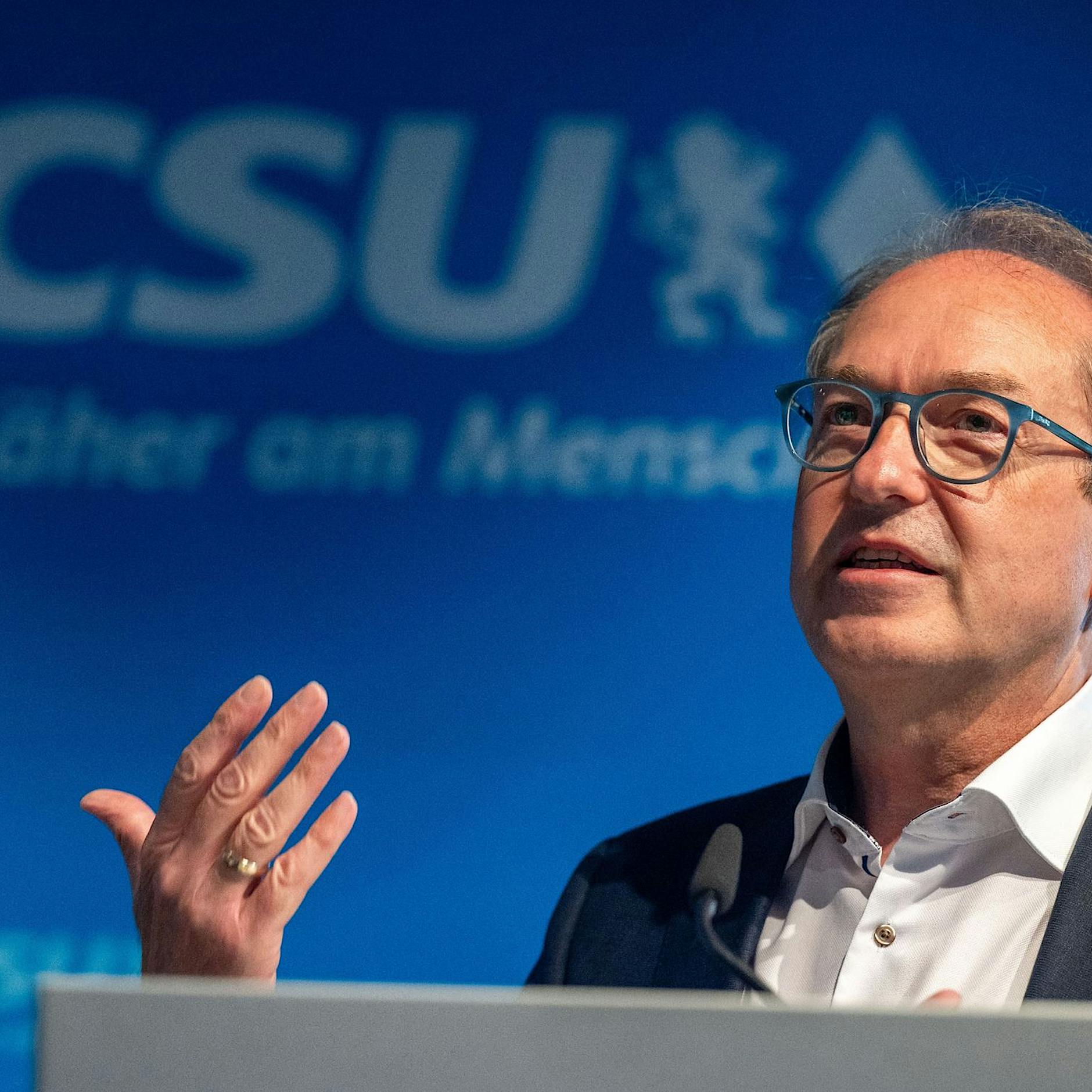 Union wirft Ampel Regierungsunfähigkeit vor