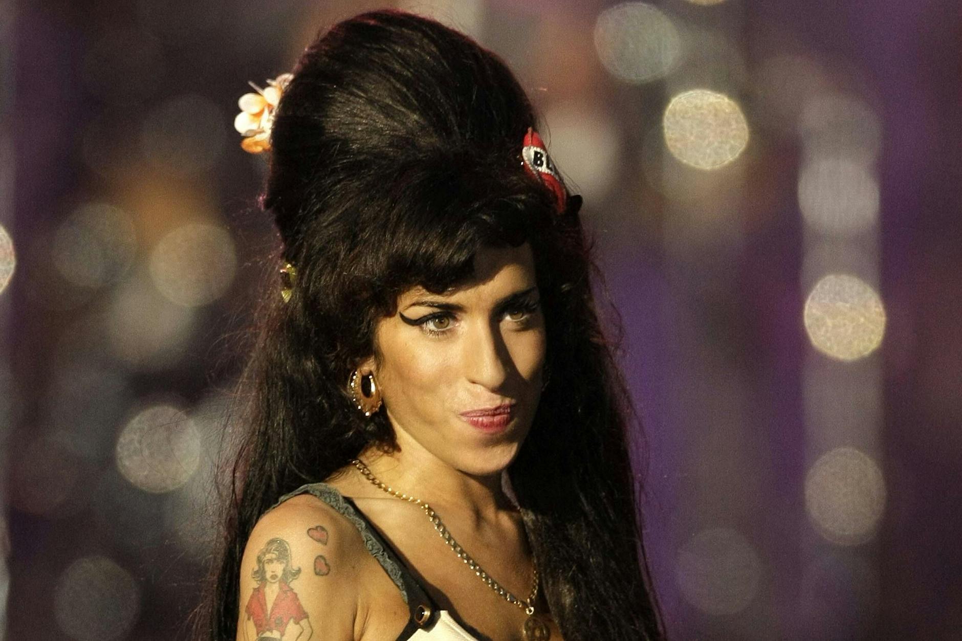 Die britische Sängerin Amy Winehouse verstarb im Alter von 27 Jahren.