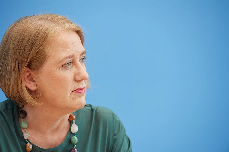 Bundesministerin für Familie, Senioren, Frauen und Jugend, Lisa Paus, fordert zwölf Milliarden für die Kindergrundsicherung.