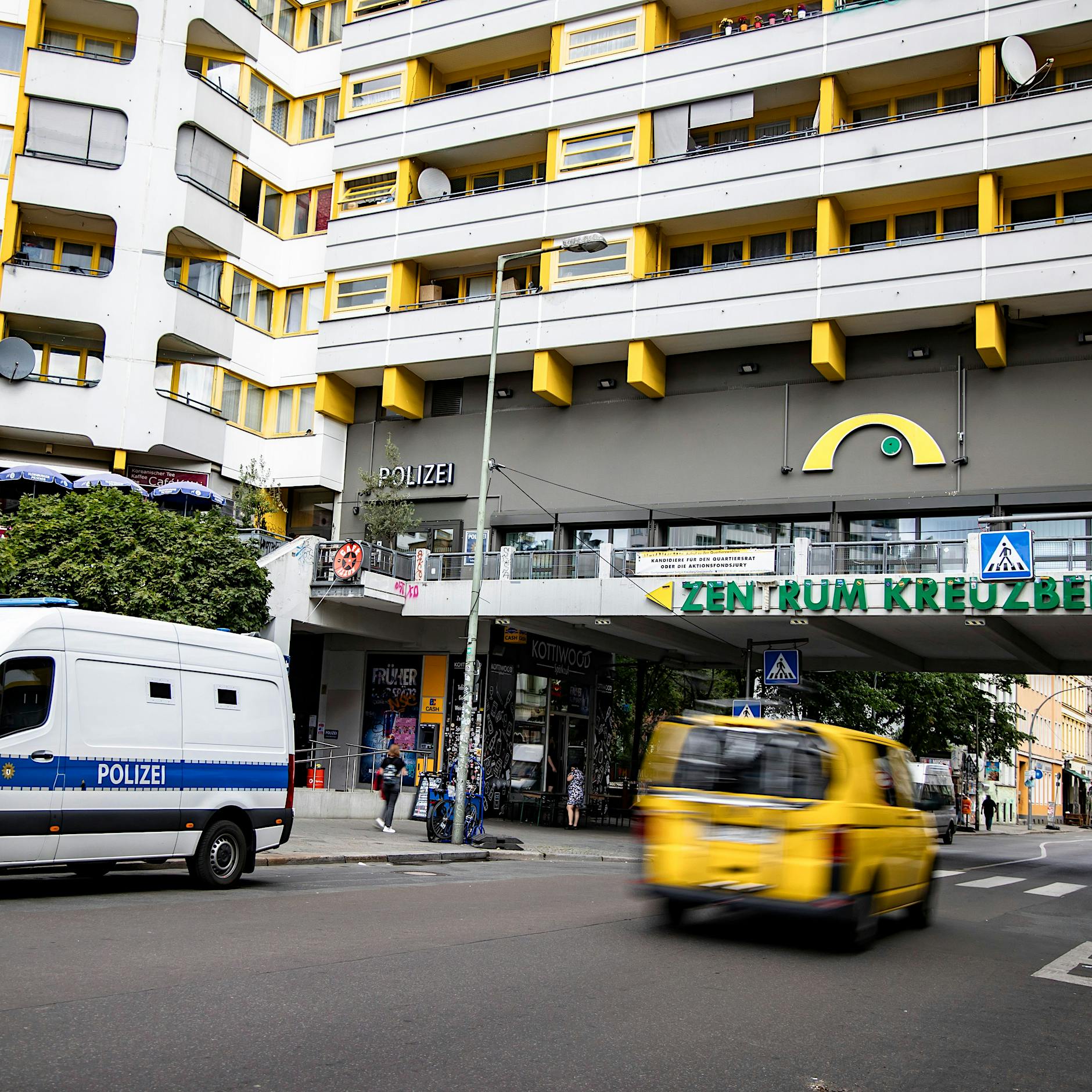 Kotti-Wache in Kreuzberg: Als die Polizei der neue Nachbar wurde