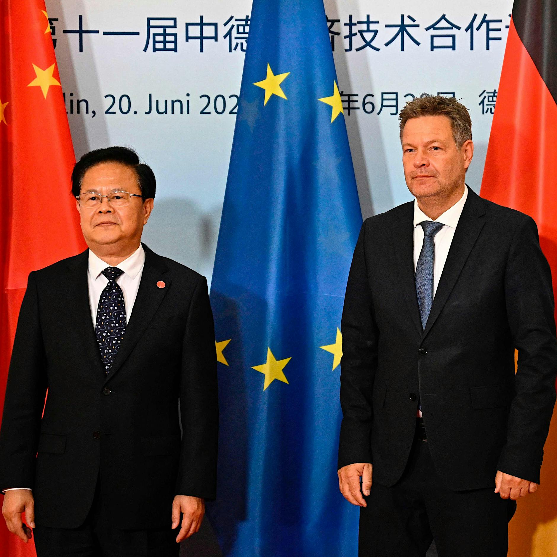 Deutschland als „kranker Mann Europas“: Wie gefährlich sind Habecks China-Pläne?