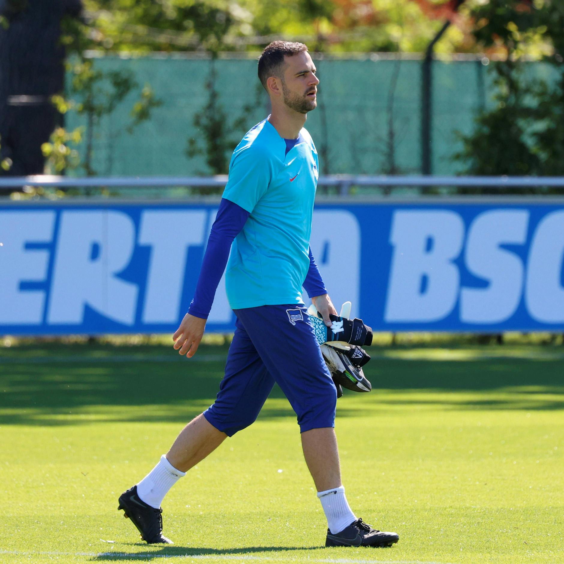 Muss Torwart Marius Gersbeck gehen oder darf er trotz Prügelskandal bleiben?