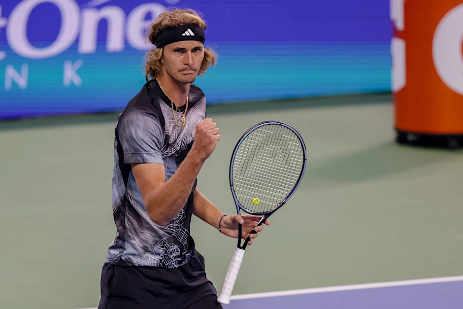 Alexander Zverev trifft im Halbfinale von Cincinnati auf Novak Djokovic.  