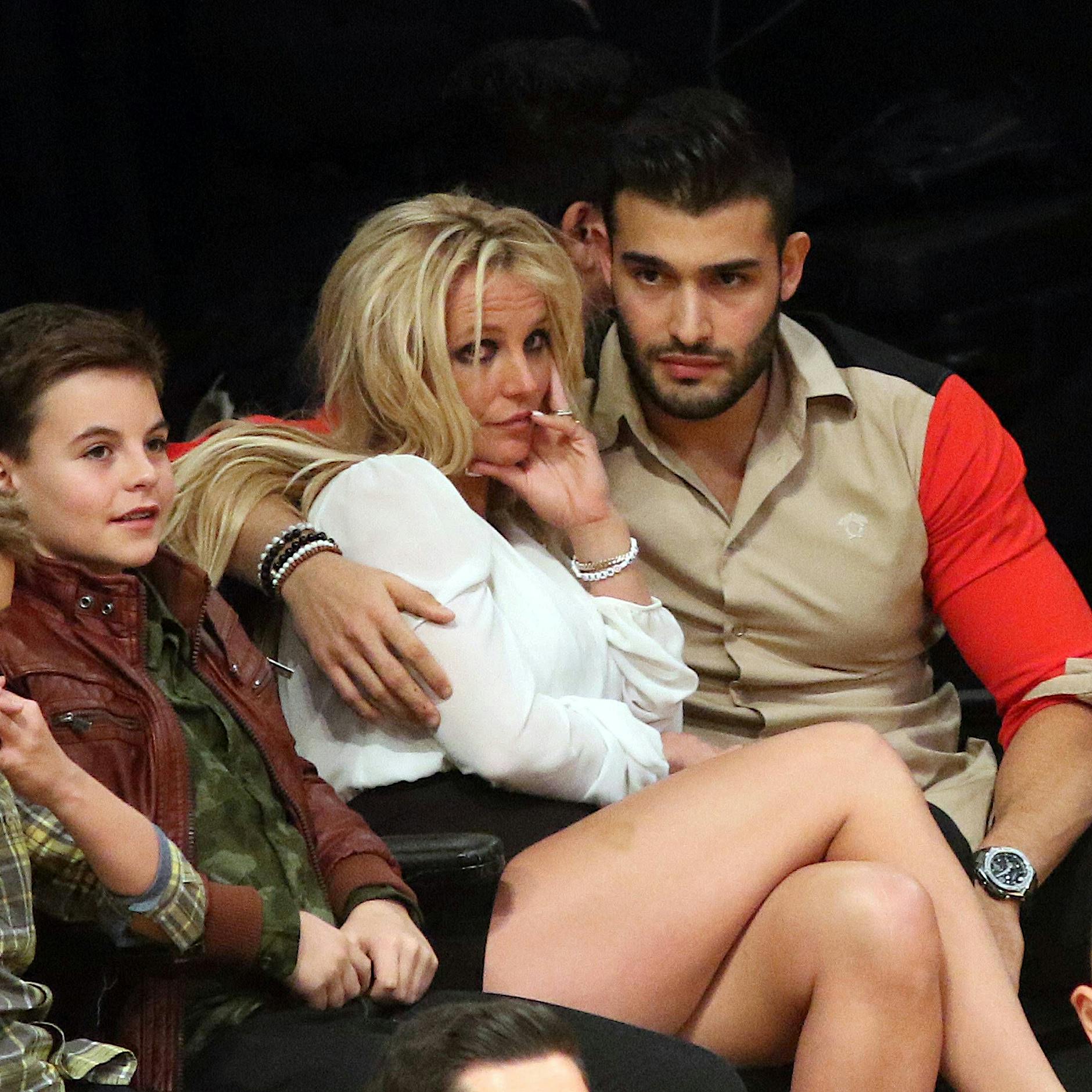 Anja Rützels Kolumne: Semisympathen und die Gesäßpuderparty