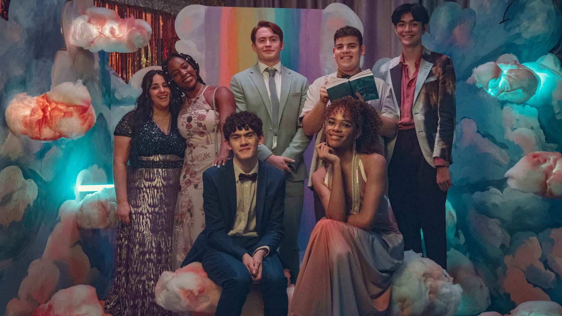 Die viele der Mitglieder aus dem Cast von Heartstopper war die Serie die erste große Produktion.