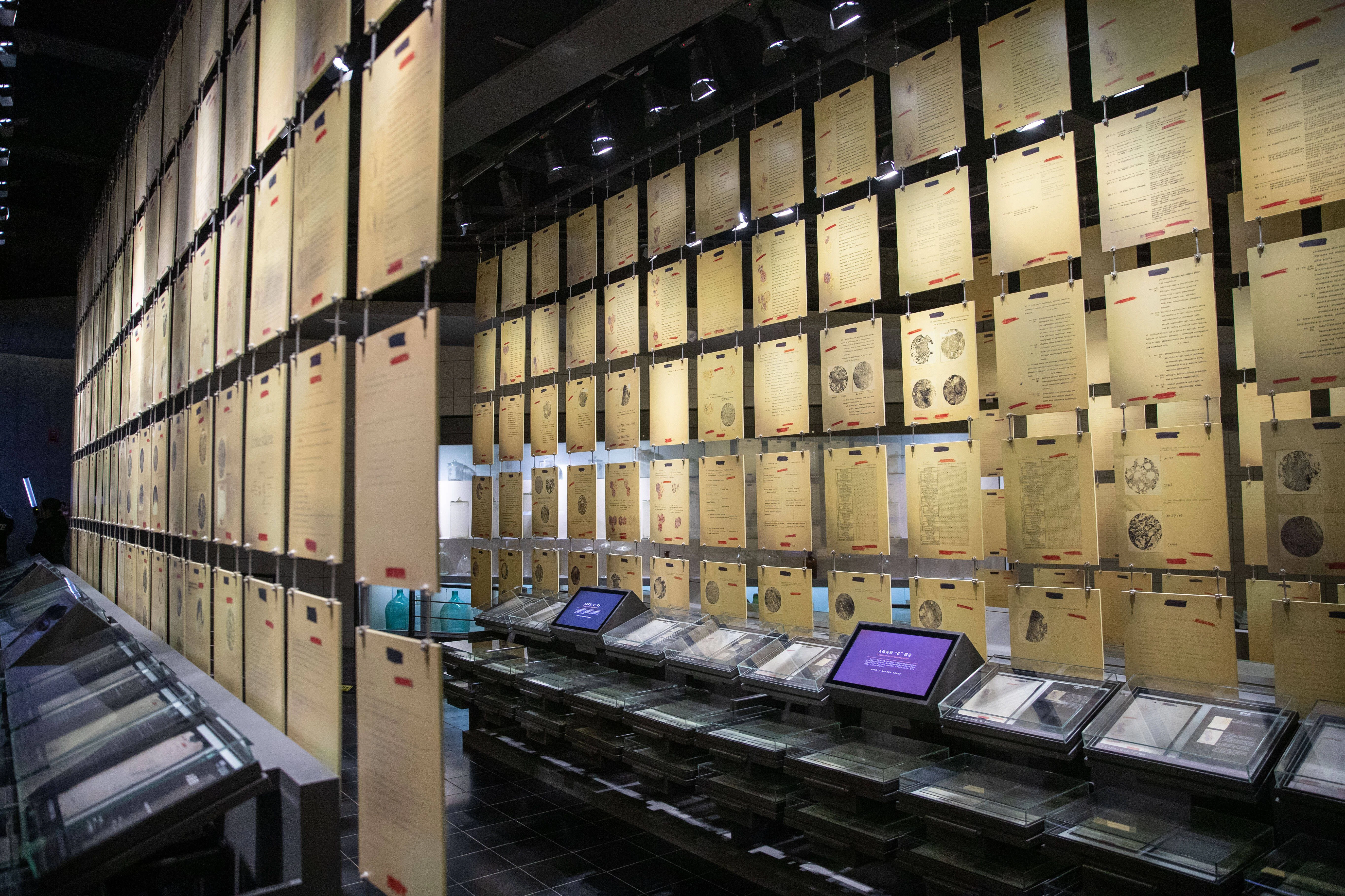 Dokumente im Japanese War Crime Museum in Harbin