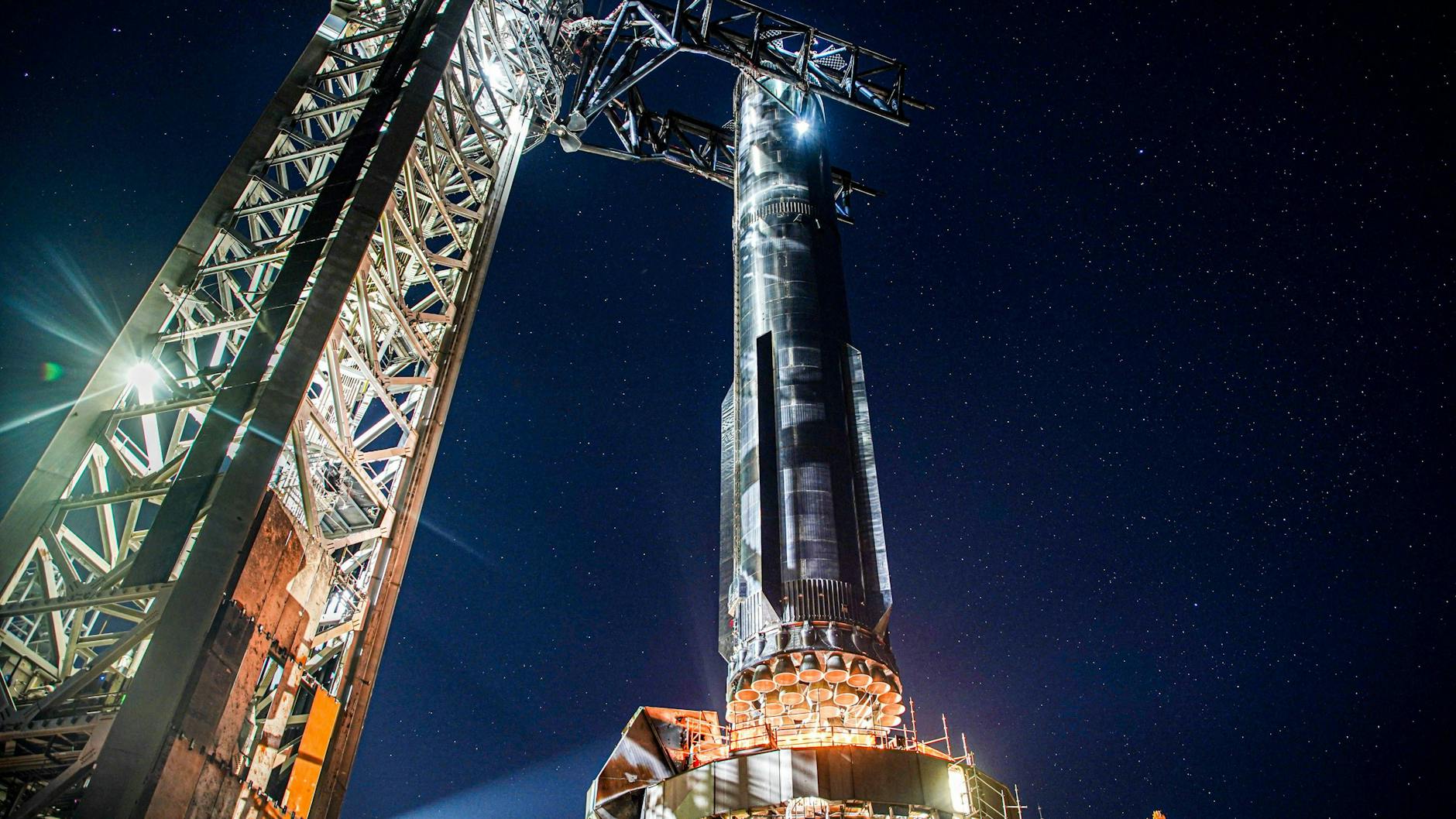 Während die Russen noch auf den Mond wollen, will Elon Musk mit SpaceX gleich auf den Mars.