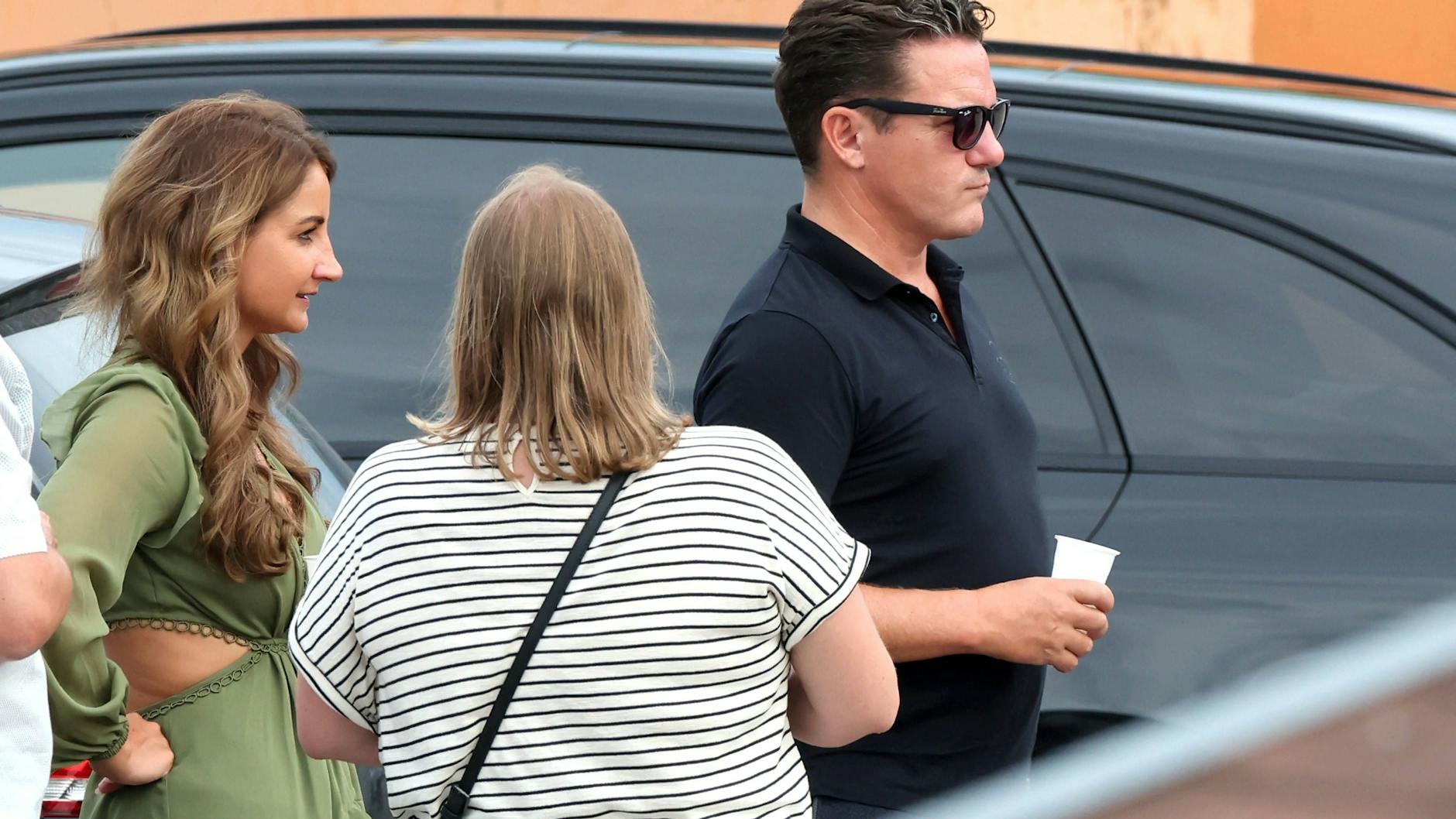 Stefan Mross ist nun mit Anna-Carina Woitschacks ehemals besten Freundin Eva Luginger zusammen.