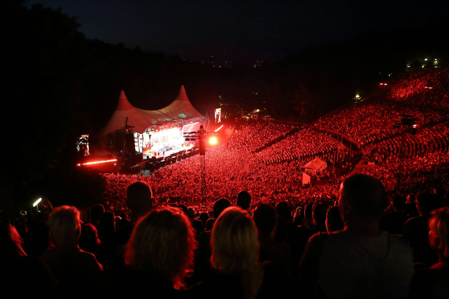 Grillen und Schnaps saufen: Heimspiel für Peter Fox am Dienstagabend auf der Waldbühne in Berlin