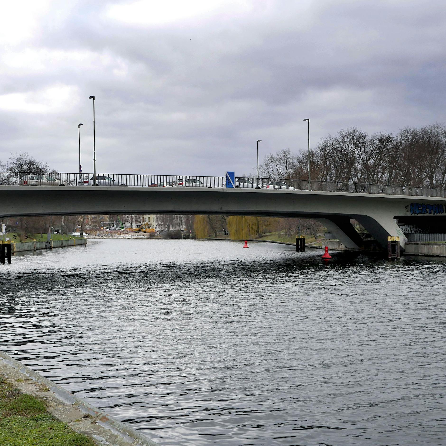 Schaurig: Mittwoch wurden gleich zwei Leichen aus der Spree gefischt!