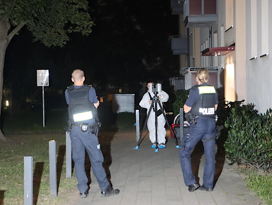 Die Spurensicherung am Tatort in der Maximilianstraße