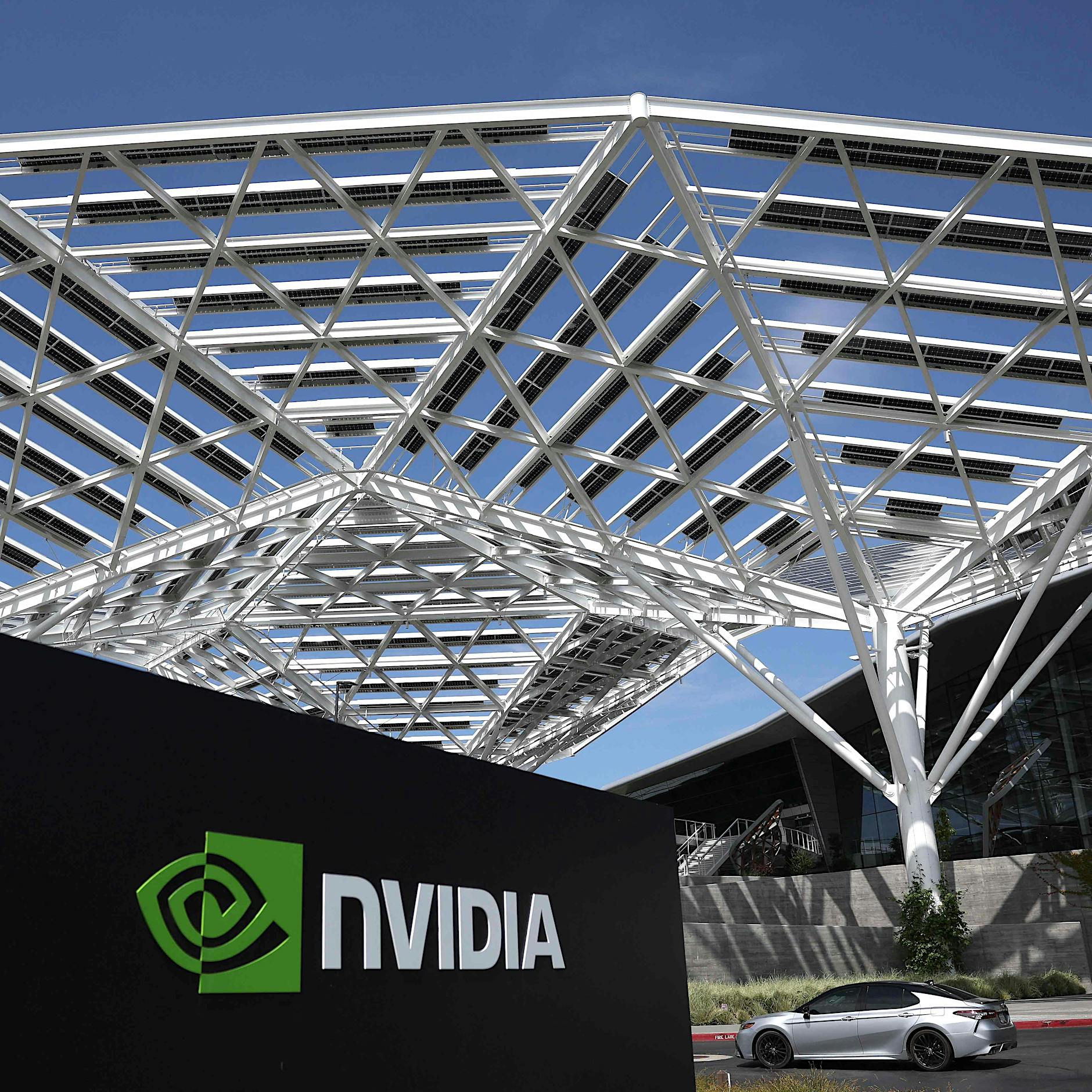 Nvidia – Chip-Krieg gegen China: Bereiten die USA den eigenen Abstieg vor?