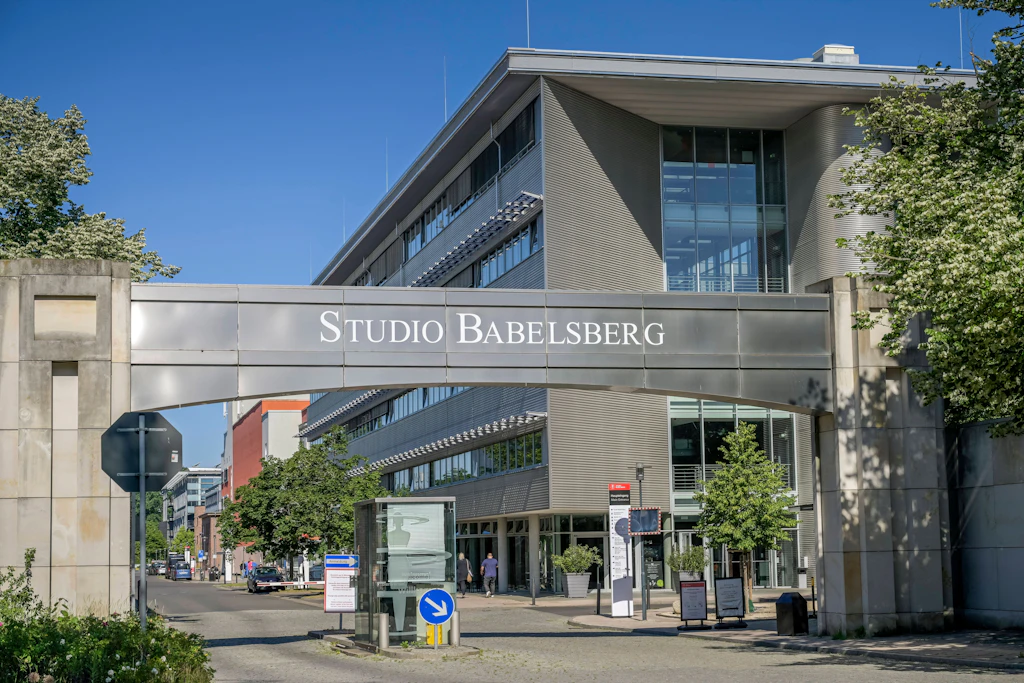 Streiks in US-Filmbranche: Jetzt leidet sogar das Studio Babelsberg!