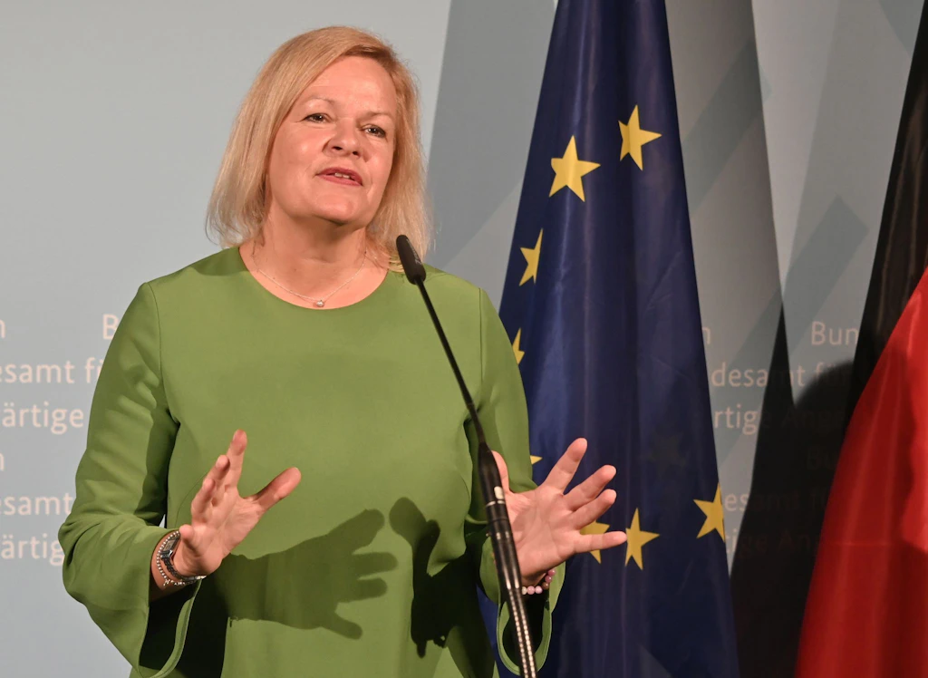 Faeser strikt gegen Abschaffung des individuellen Asylrechts
