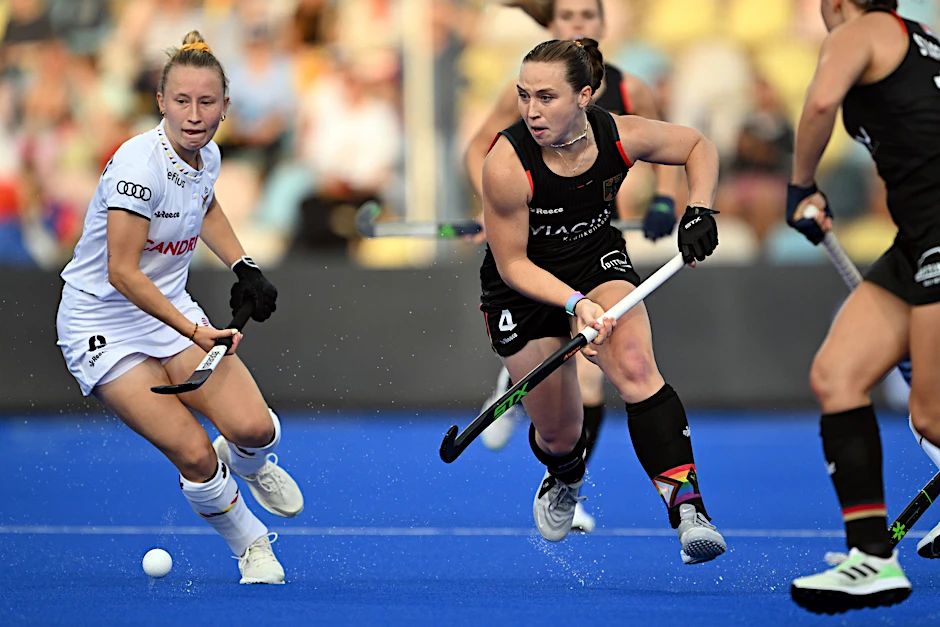 Das DHB-Team um Nike Lorenz (r) hatte gegen Belgien das Nachsehen.  
