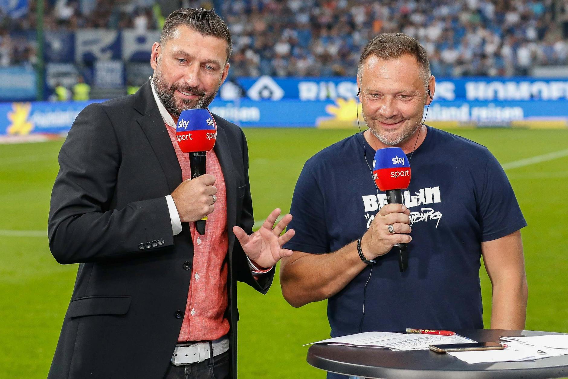 Kontakt mit Hertha BSC und Pal Dardai (r.) hat Union-Legende Torsten Mattuschka (l.) nicht mehr als Spieler, sondern als TV-Experte in der 2. Bundesliga.