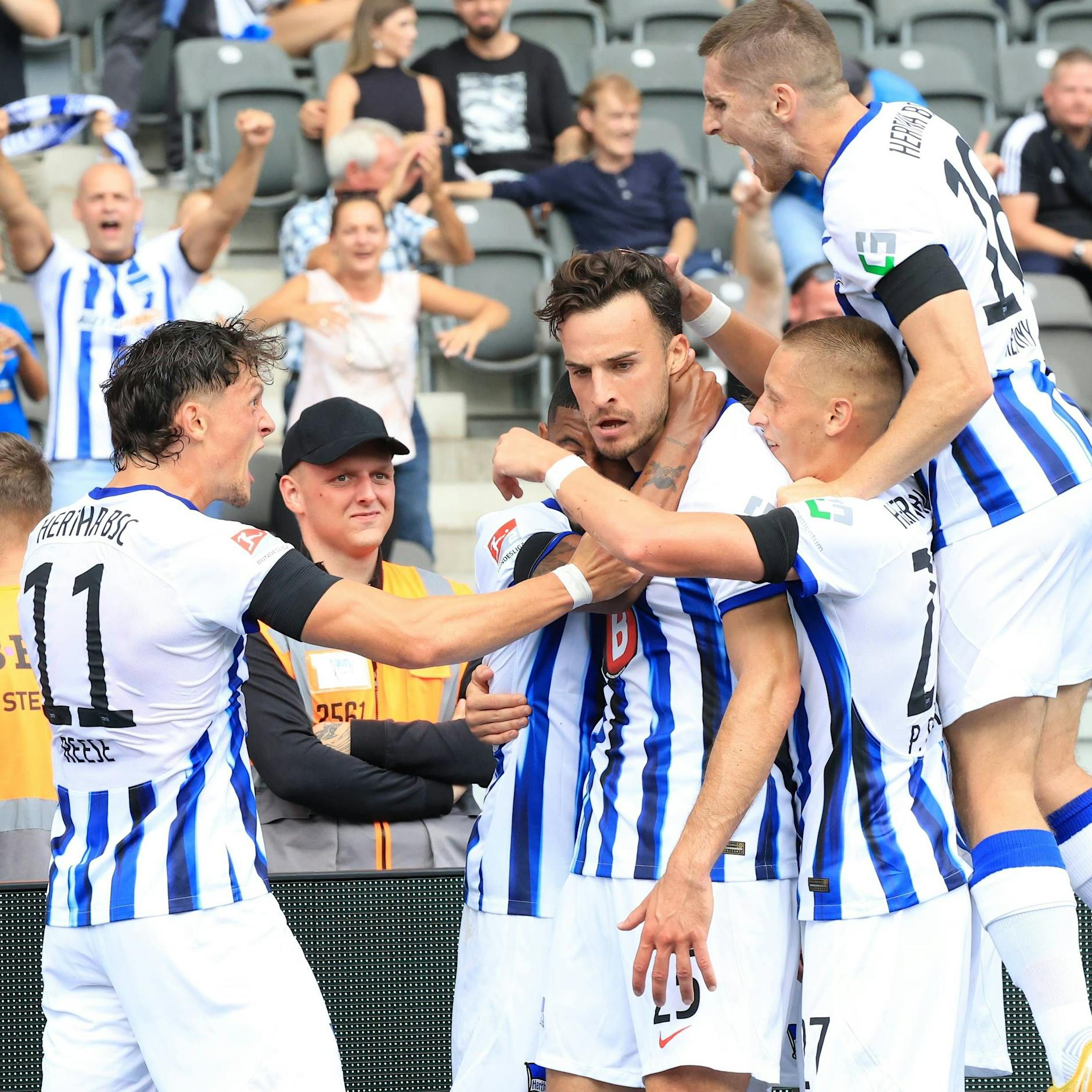 Hertha BSC feuert los: Fünf Tore gegen Fürth, Tabakovic mit Doppelpack