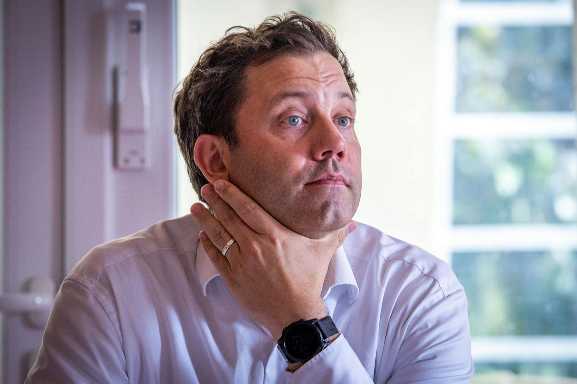 ARCHIV - Der SPD-Vorsitzende Lars Klingbeil kritisiert den Ampel-Streit.