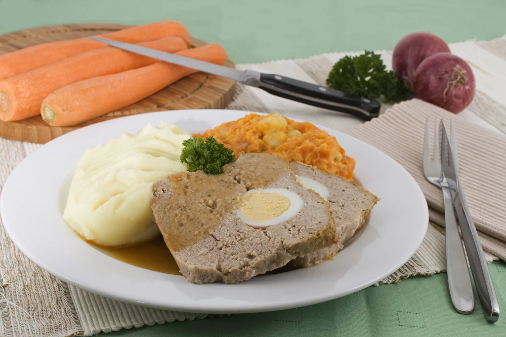 Einfaches Rezept für Falscher Hase - der beliebte DDR-Hackbraten