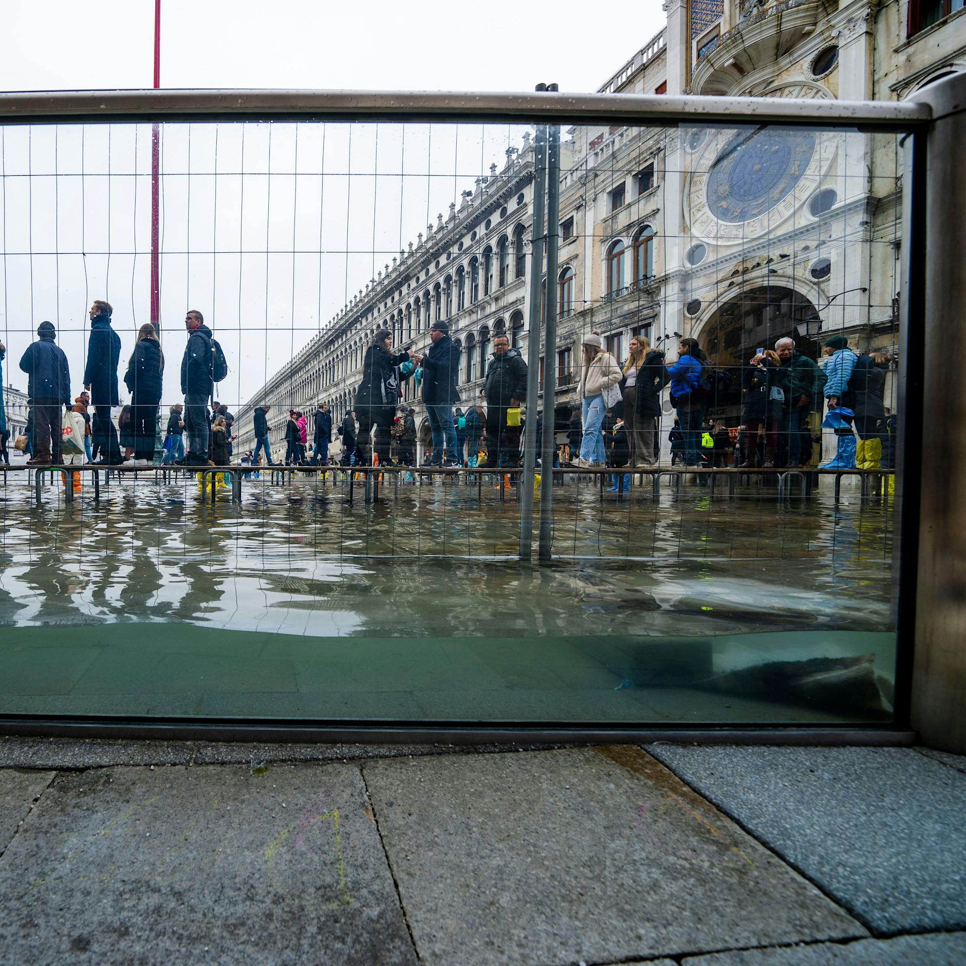 Unwetter in Norditalien: Überschwemmungen, Erdrutsche, Stromausfälle