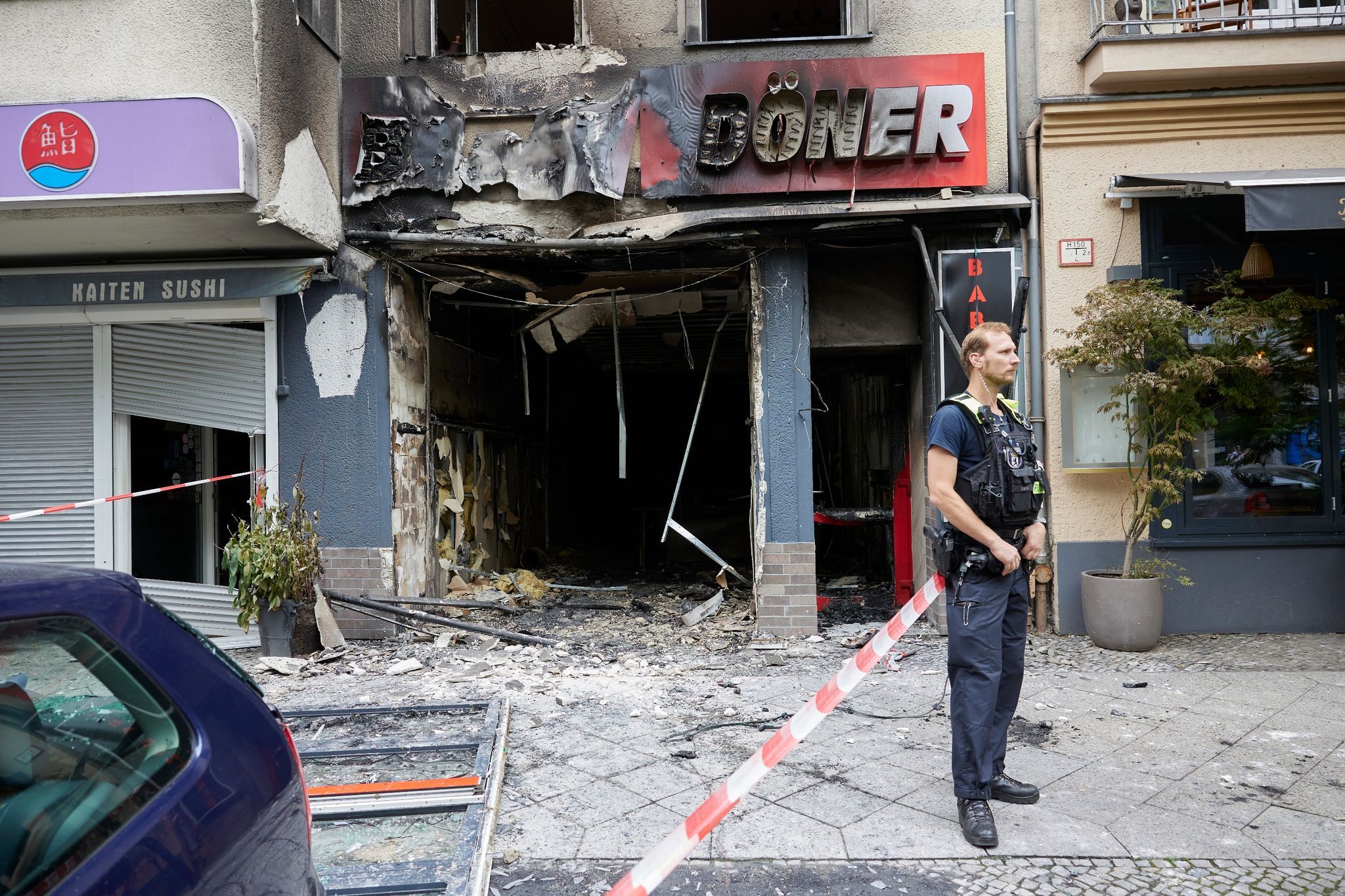 Image - Dönerimbiss in Wohnhaus brennt aus