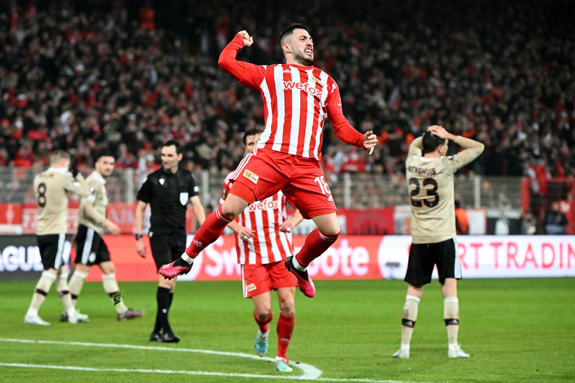 Große Namen kann Union. Josip Juranovic feiert das Tor zum 2:0 gegen Ajax Amsterdam in der Europa League der vergangenen Saison.