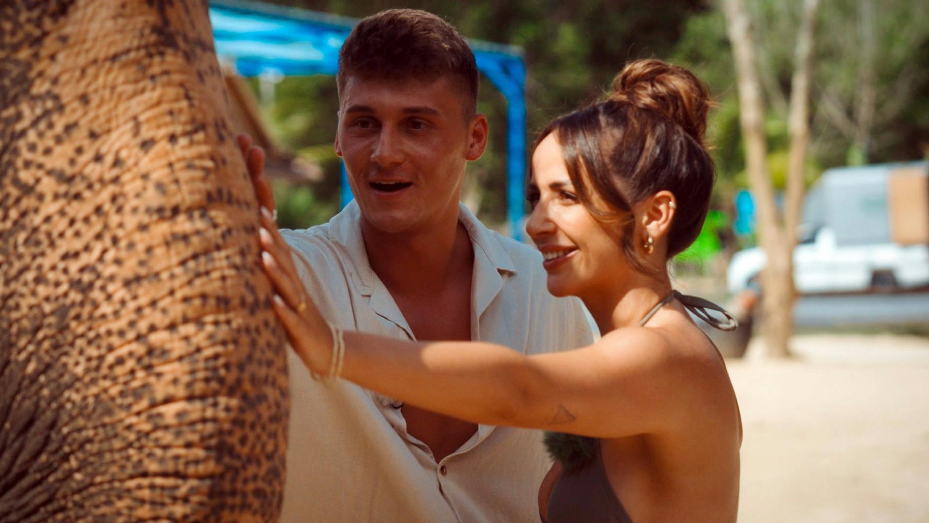 Jennifer Saro hat ihr Herz an Fynn verloren.