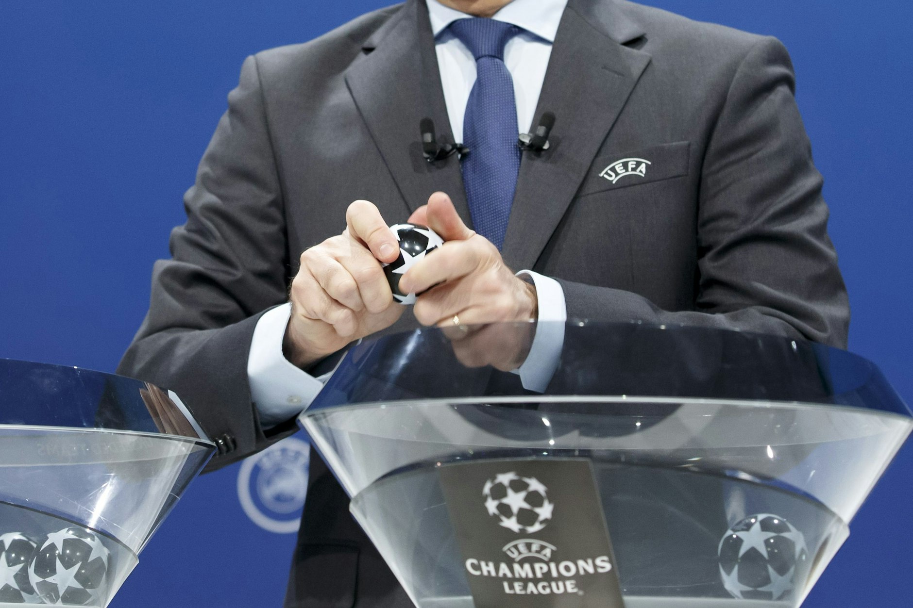 Die Kugel des 1. FC Union Berlin findet sich am Donnerstag bei der Ziehung in Monaco im vierten Lostopf.