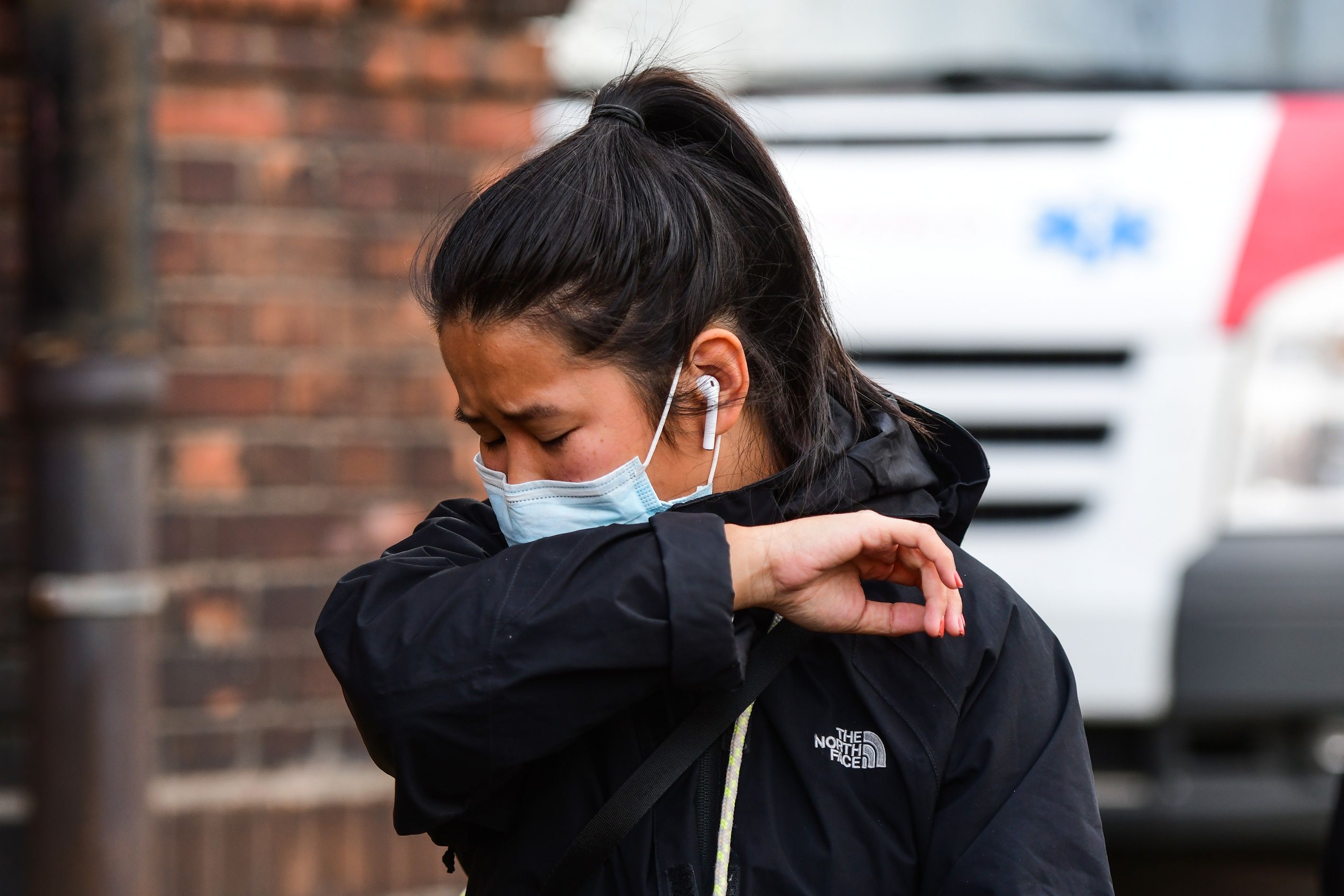 Sie warb für Corona-Impf-Prämien: Ökonomin Nora Szech stirbt ...