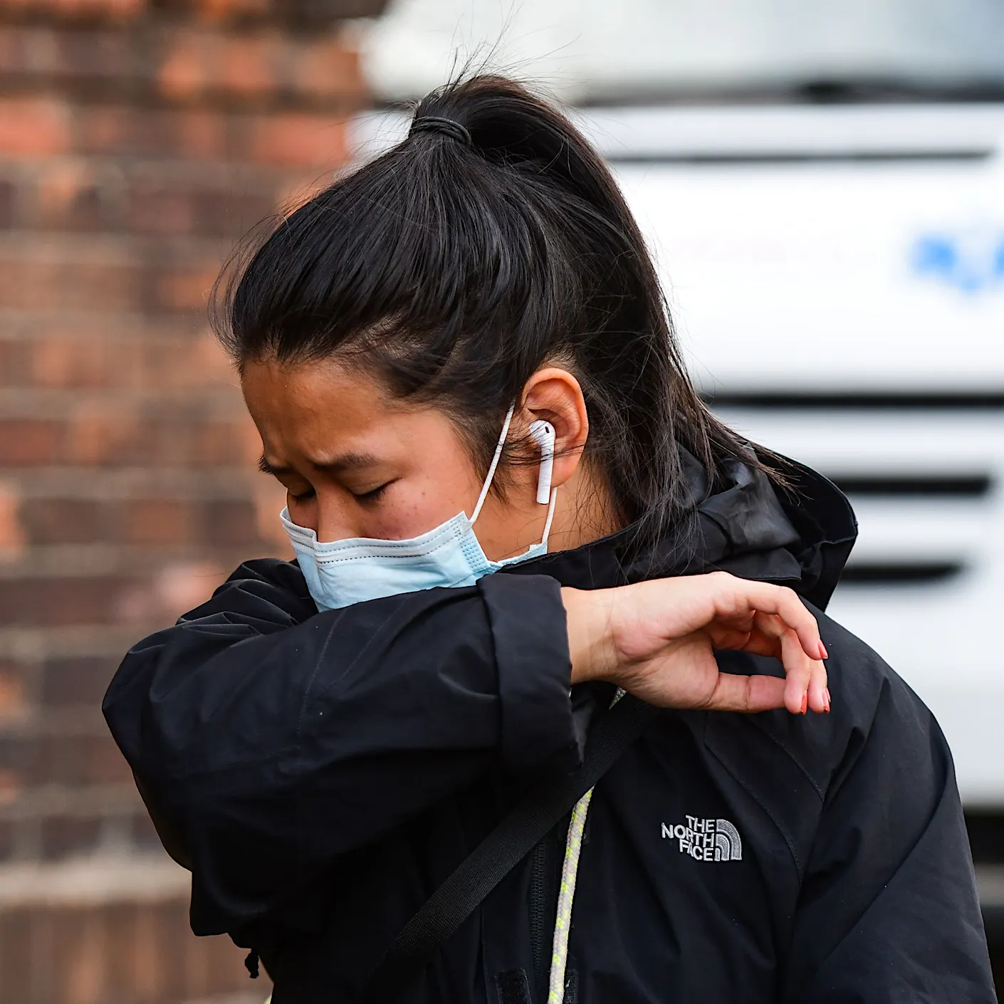 Sie warb für Corona-Impf-Prämien: Ökonomin Nora Szech stirbt ...