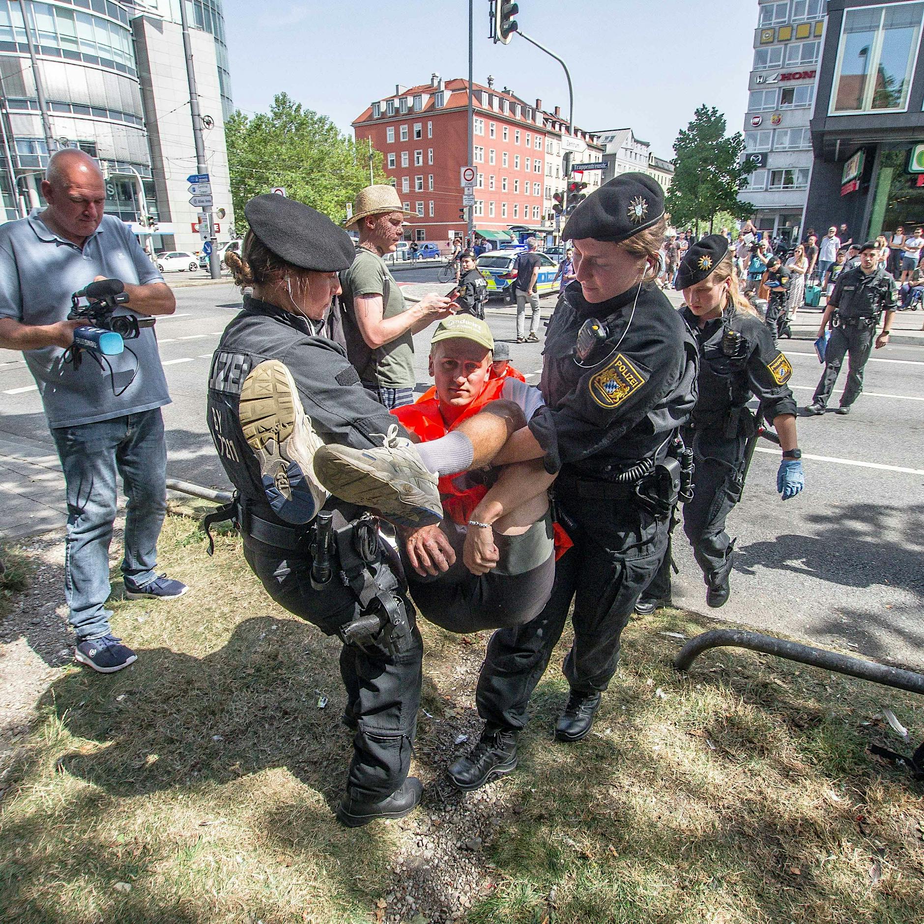 Letzte Generation: So bereiten sich die Klimaaktivisten auf den „Wendepunkt Herbst“ in Berlin vor