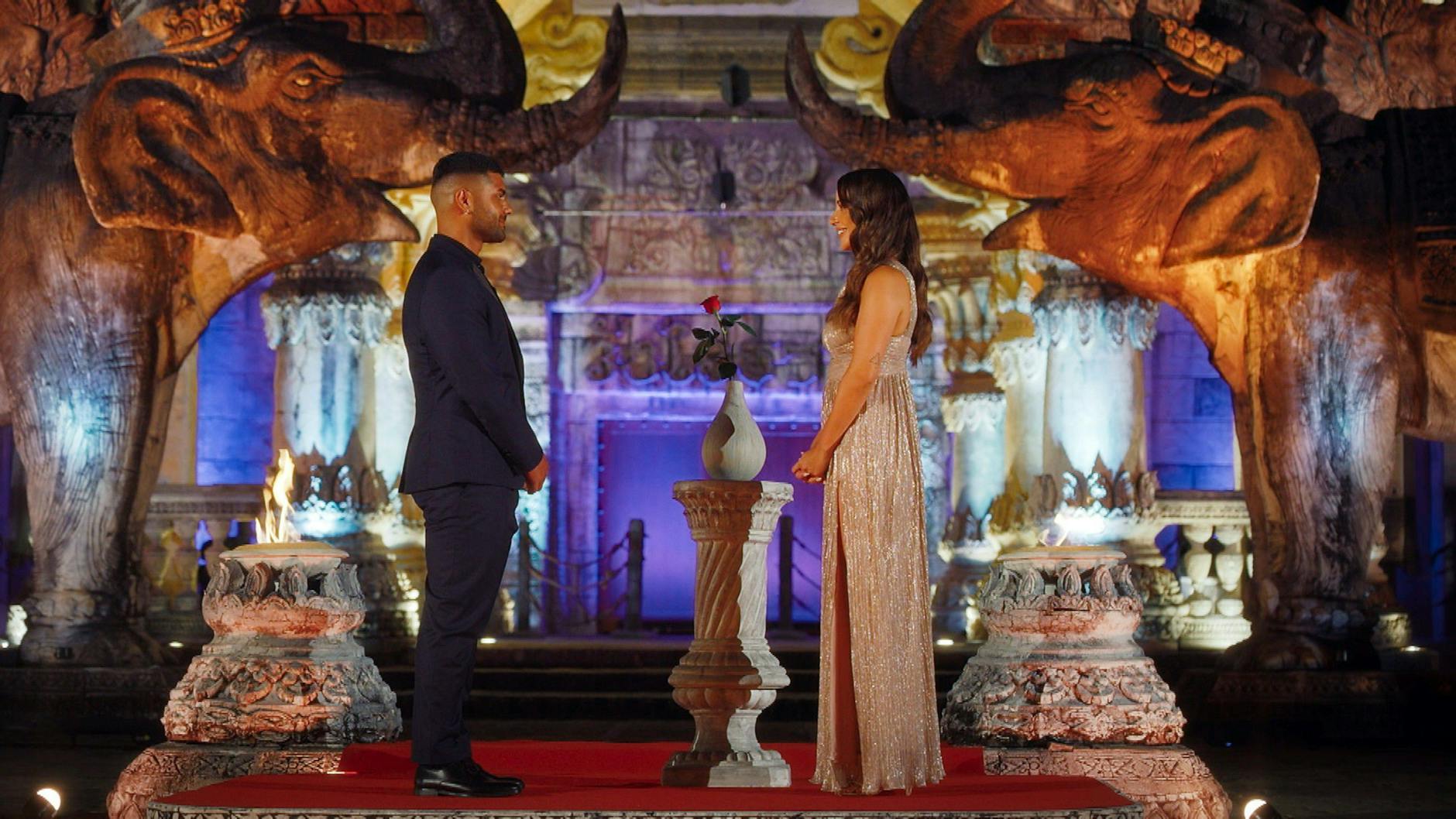 Adrian bekam von Jennifer Saro im „Bachelorette“-Finale einen Korb.