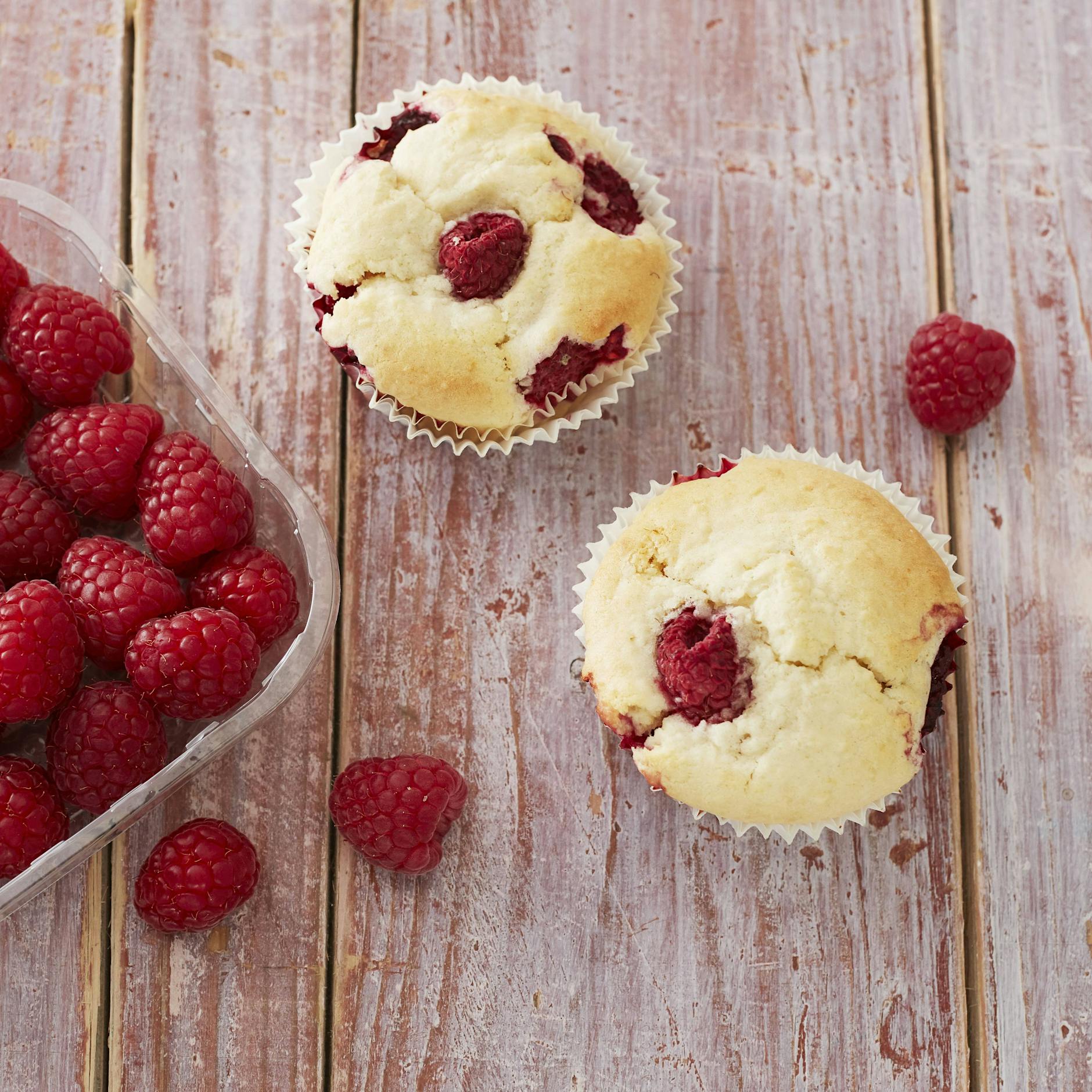 Himbeer-Muffins: Mit diesem Rezept werden sie extra saftig
