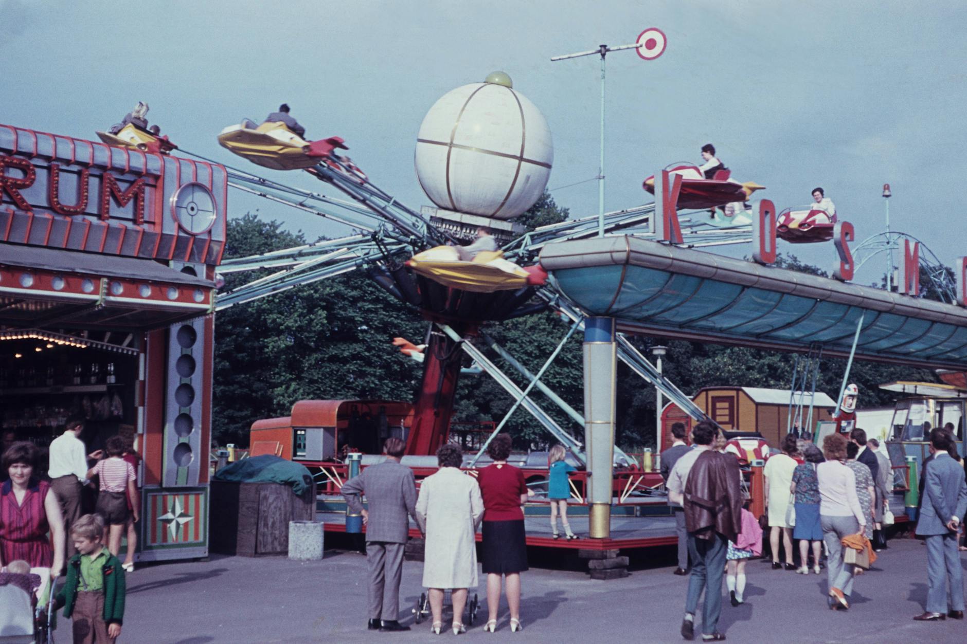 Schlendern gehen im Plänterwald. Ein Besuch im Kulturpark war ein Highlight für Kinder. 