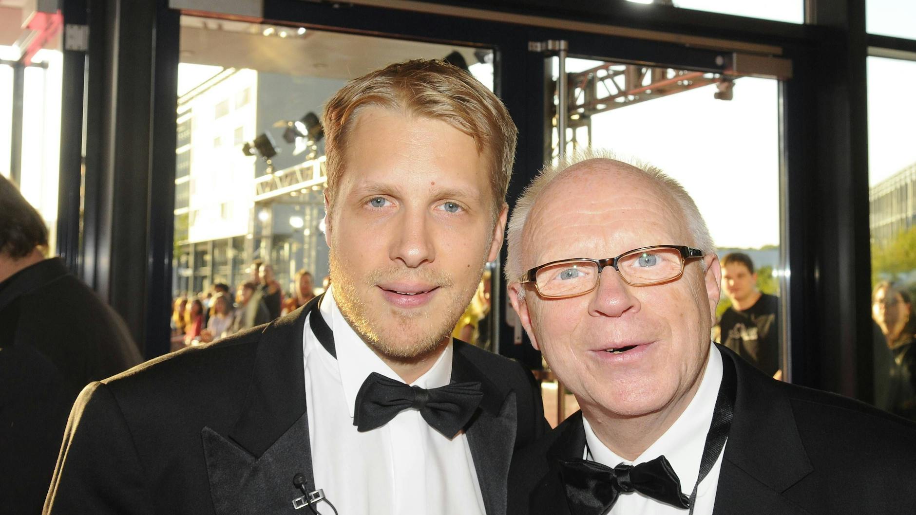 Oliver Pocher mit seinem Papa Gerhard vor dessen Schlaganfall.