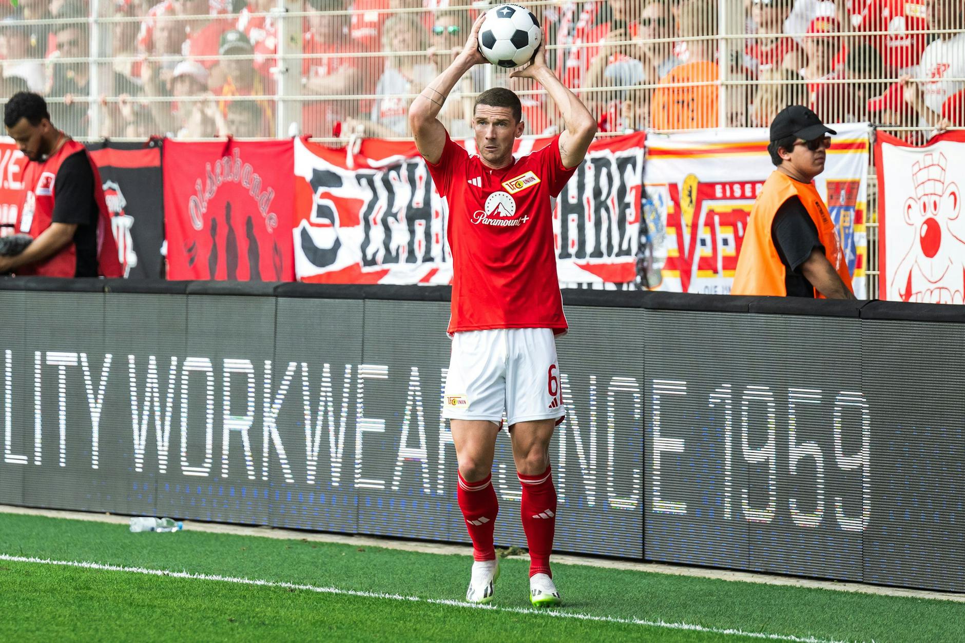 Robin Gosens holt zum großen Wurf aus, wird am Donnerstag Unions erster Nationalspieler der Neuzeit. 