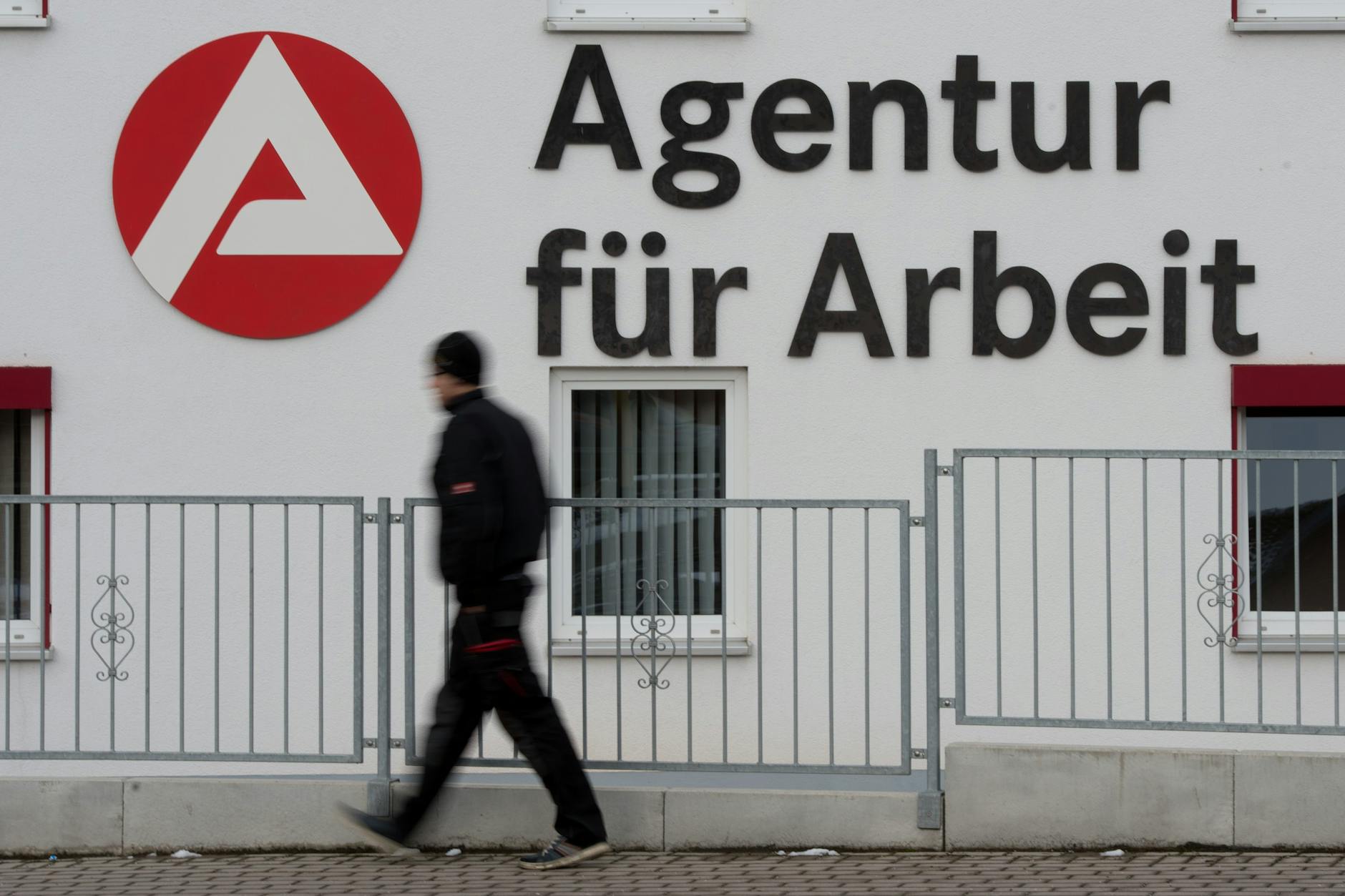 Die Arbeitslosigkeit in Berlin ist wieder gestiegen.