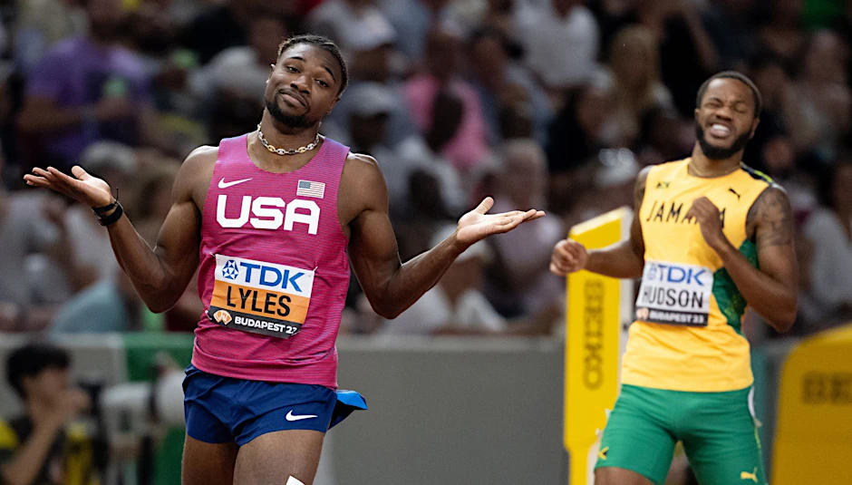 Weil Andrew Hudson (r) nach einem Unfall Probleme mit dem rechten Auge hatte, verzögerte sich sein Lauf gegen Noah Lyles.  
