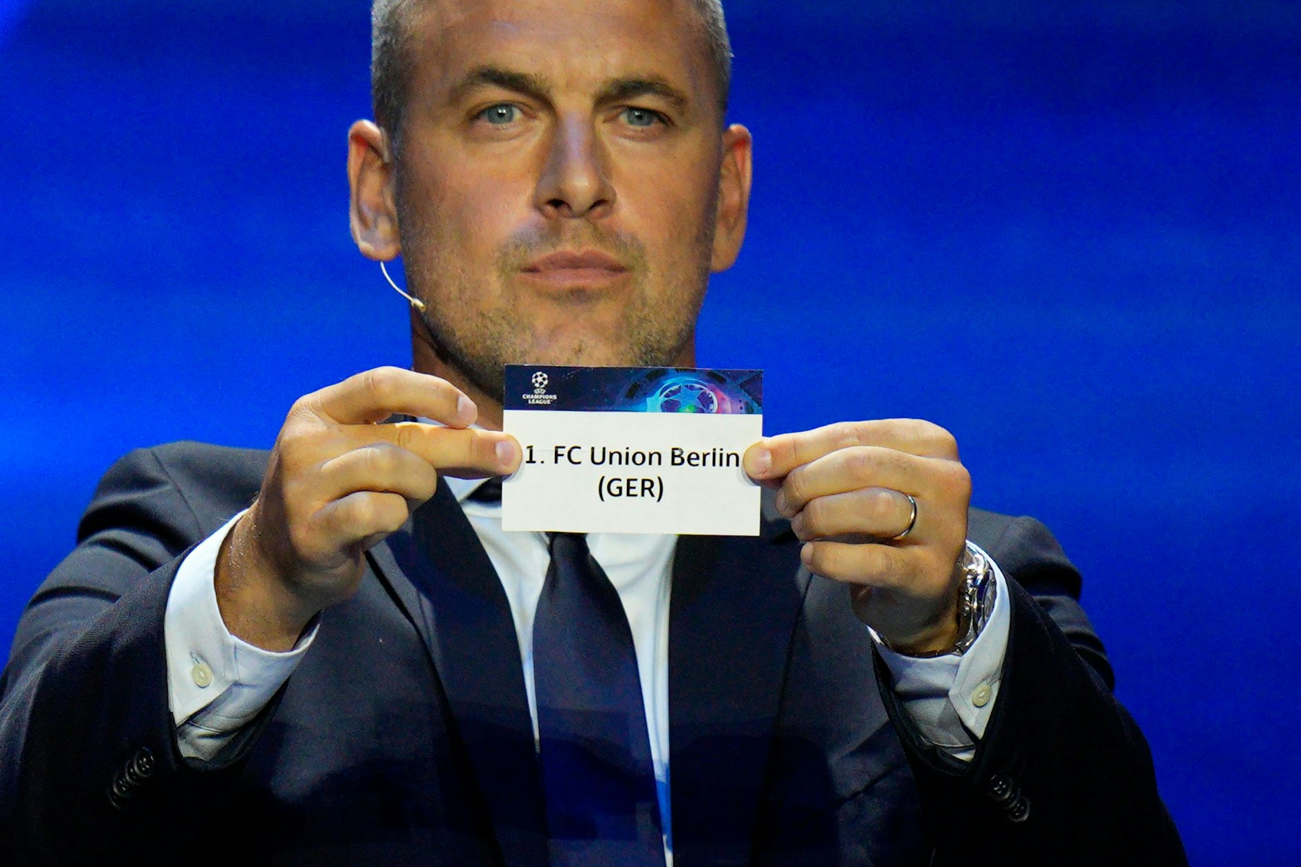 Historisch: Das Los des 1. FC Union Berlin bei der Auslosung der Champions-League-Gruppenphase.