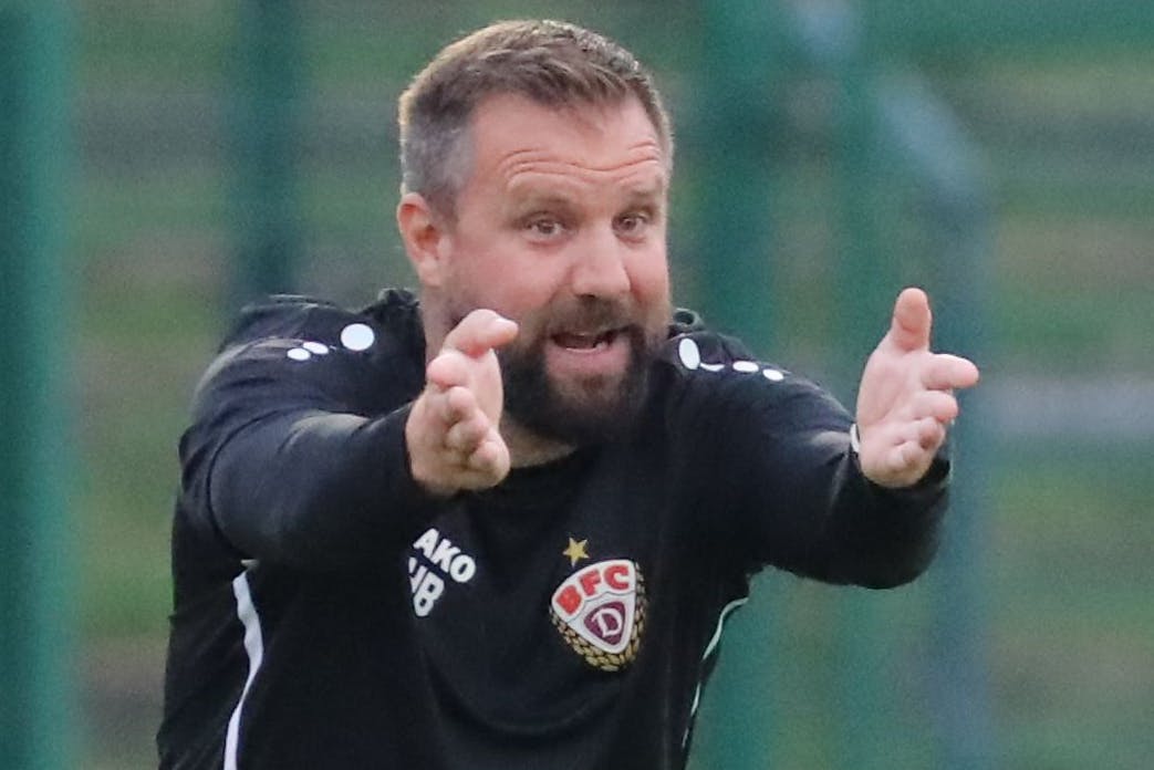 Dass er beim BFC Dynamo tolle Arbeit abliefert, bleibt auch in anderen Teilen der Republik nicht verborgen: Trainer Heiner Backhaus.