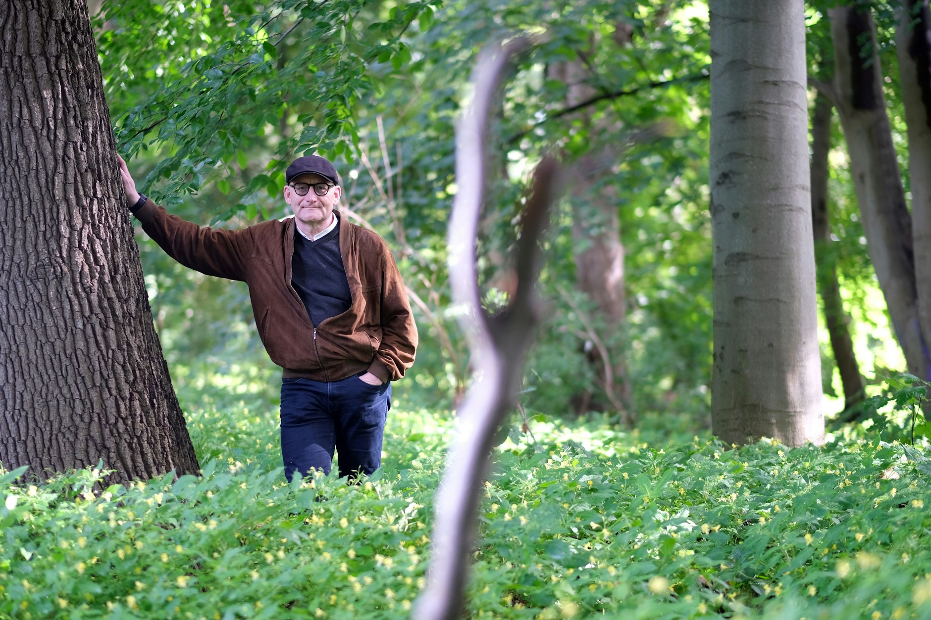 Der Wolfsexperte Gregor Beyer meint, auch wenn das für viele eine Überraschung sei, fühle sich der Wolf nirgendwo wohler als in der dicht besiedelten Kulturlandschaft.